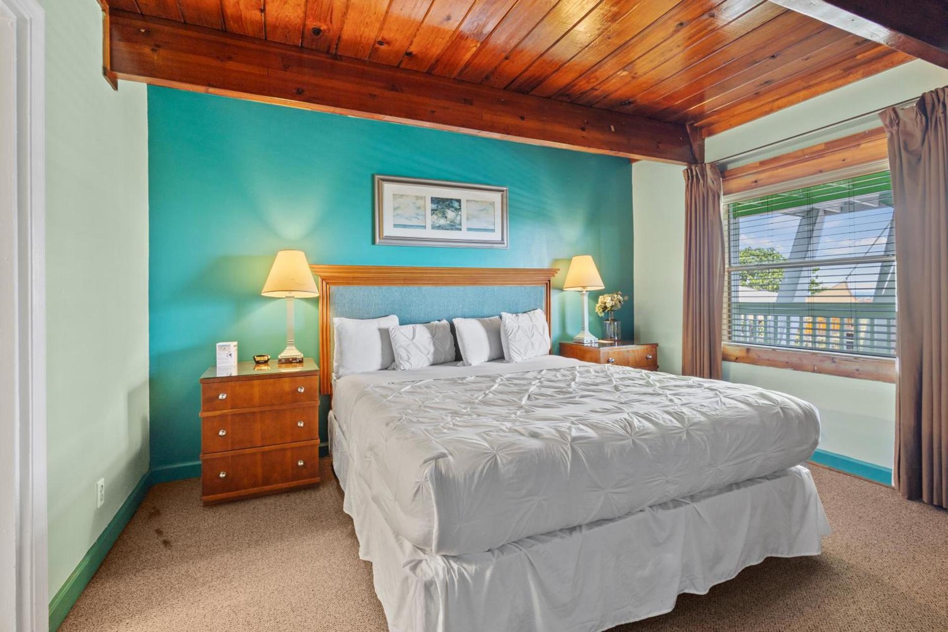 Oceanfront Inn, Partial Ocean View, King Bed, #7 photo 23