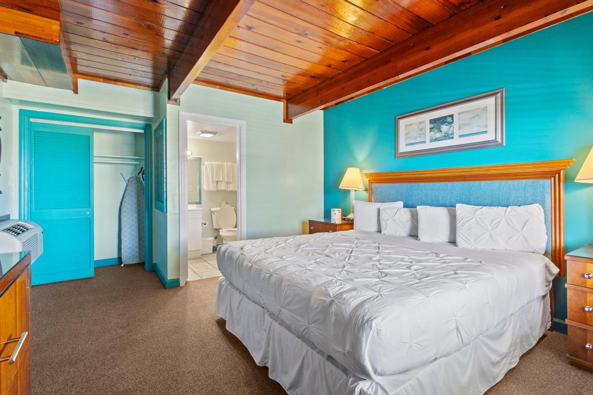 Oceanfront Inn, Partial Ocean View, King Bed, #7 photo 19