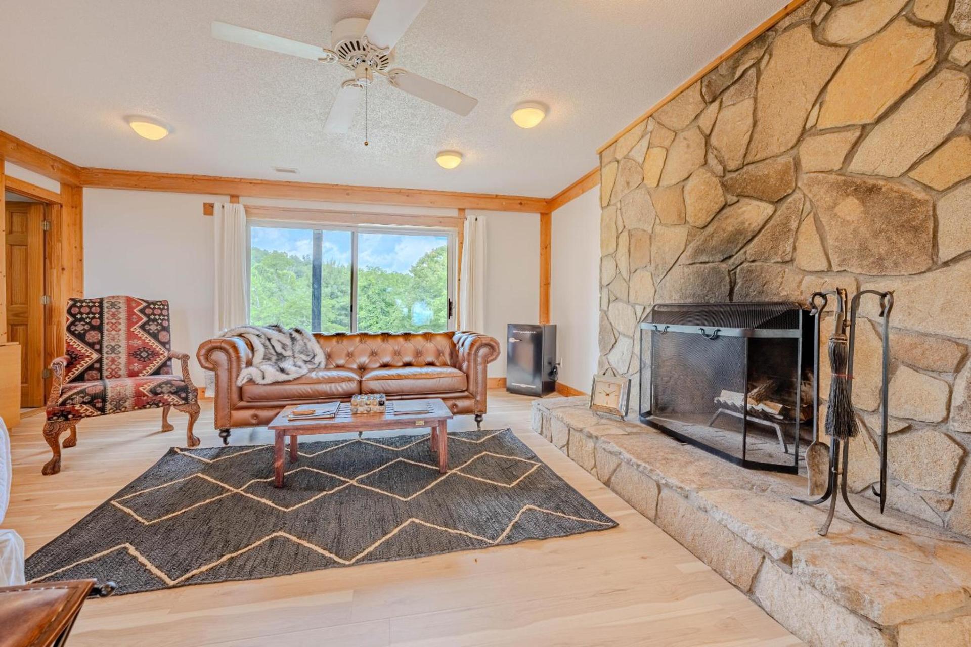 Fire Mountain photo 63