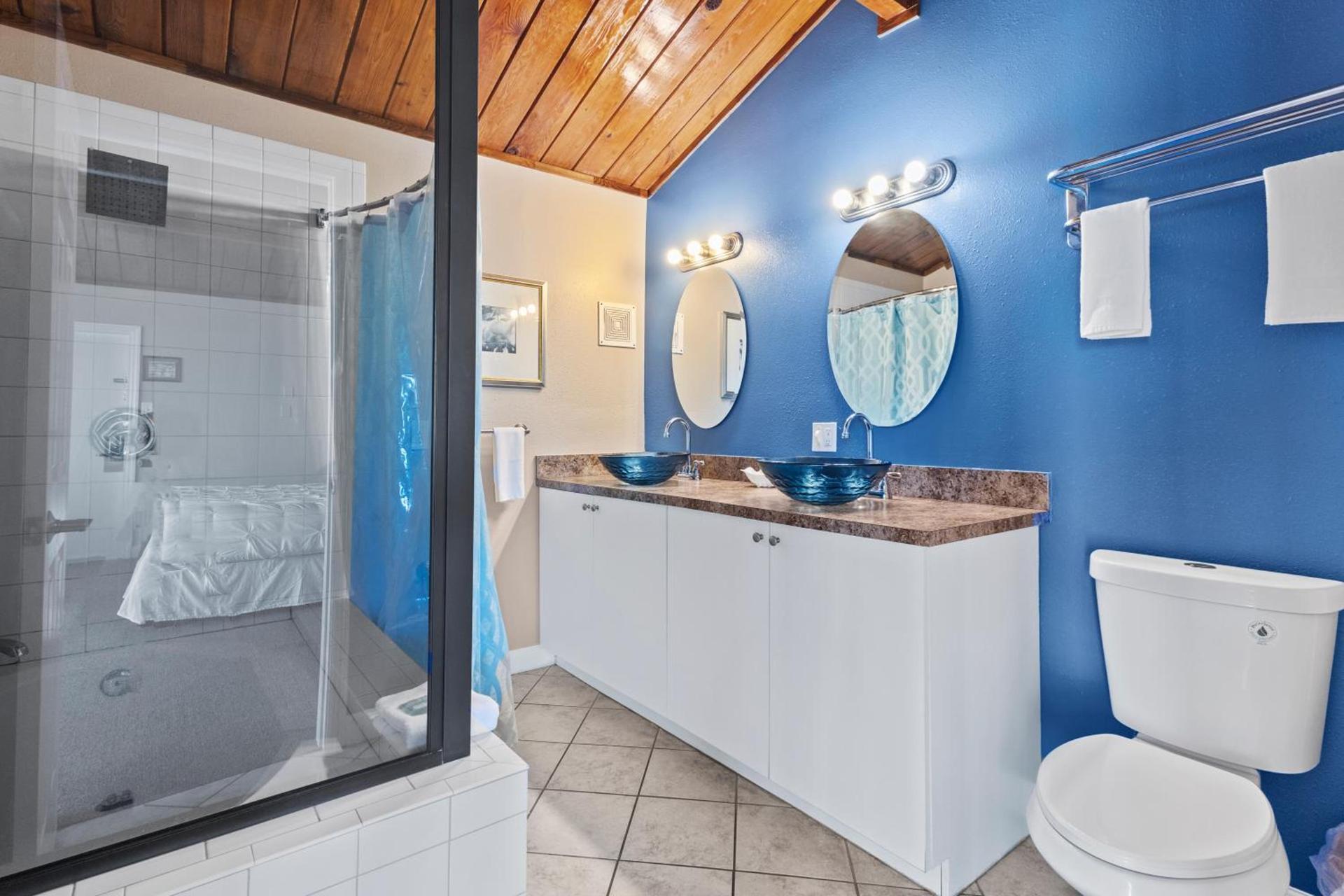 Oceanfront Inn Suite, Ocean and Inlet Views, King Bed, #12 photo 26