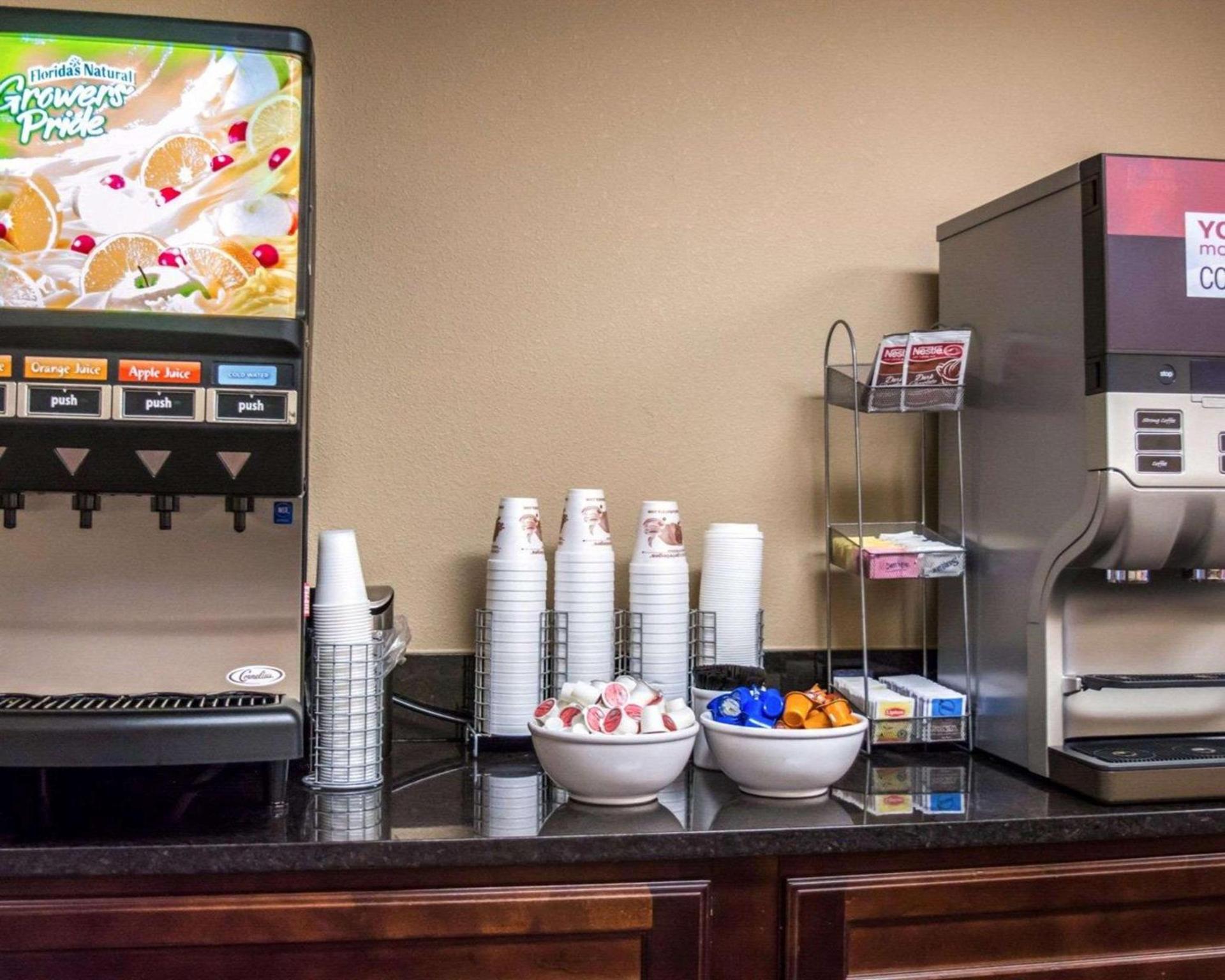 Comfort Suites Clearwater - Dunedin photo 17