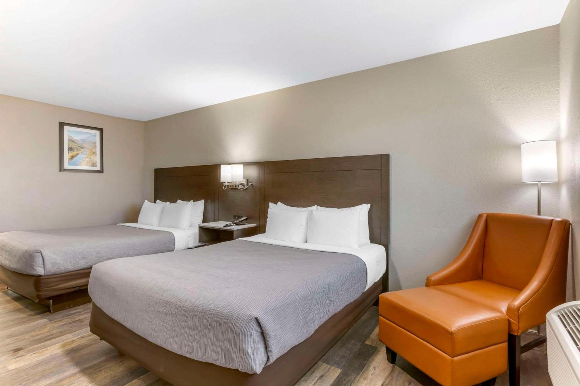 Quality Inn Show Low photo 6