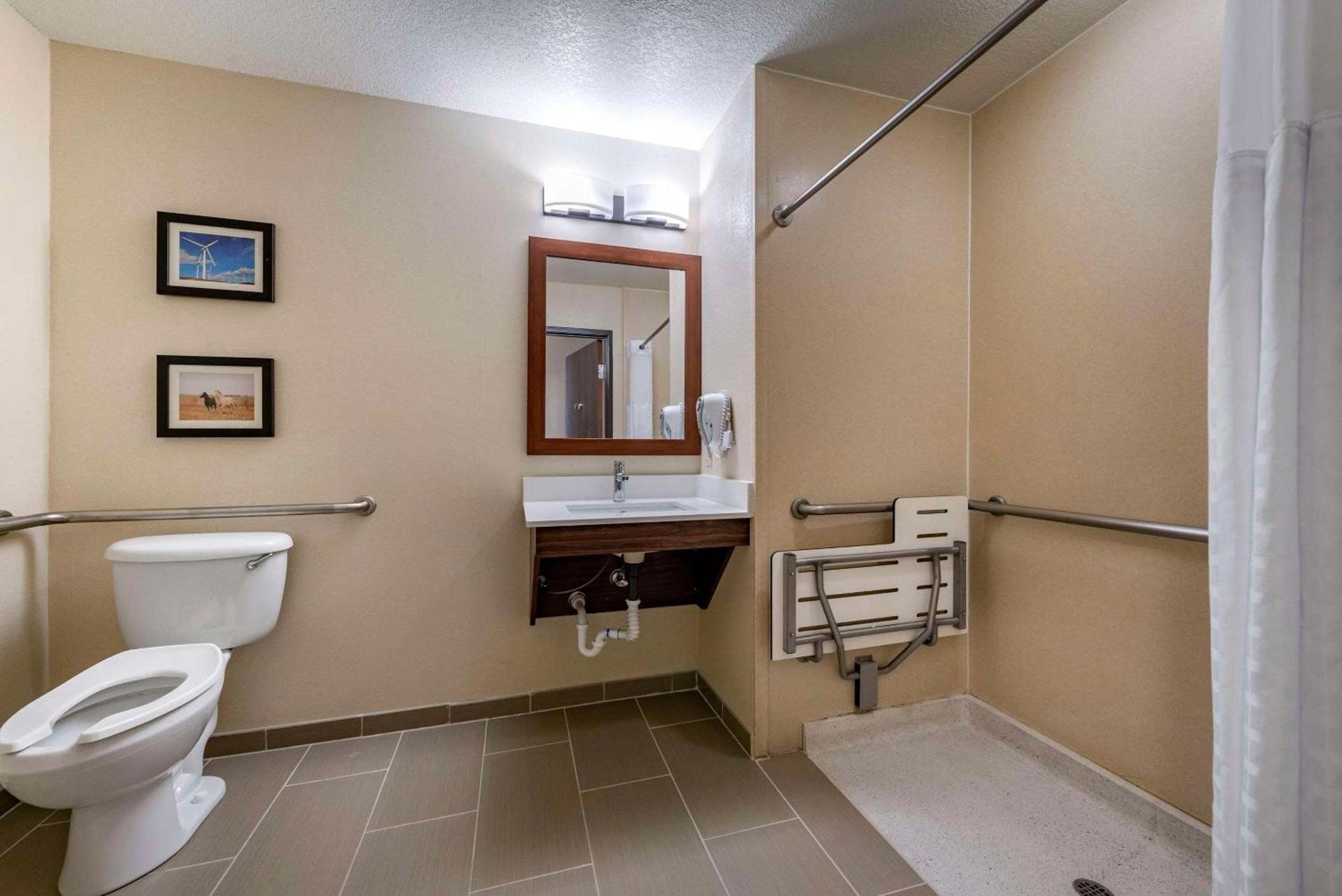 Comfort Inn & Suites Goodland photo 11