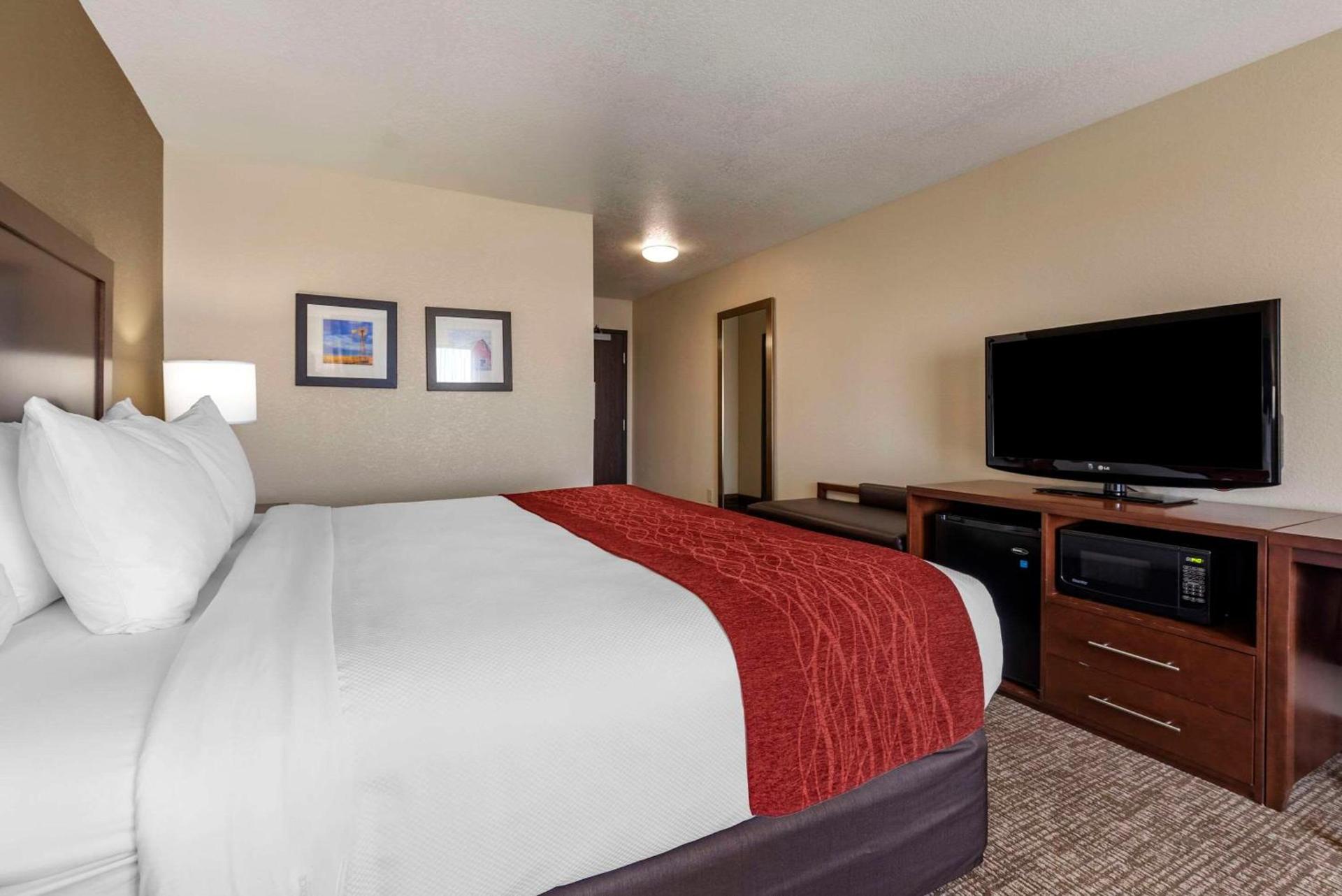 Comfort Inn & Suites Goodland photo 19