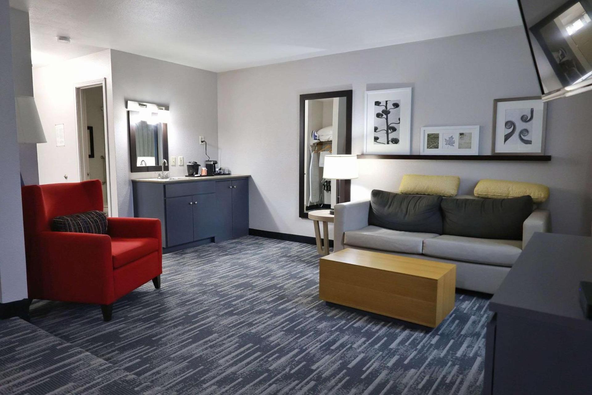 Country Inn & Suites by Radisson, Sparta, WI photo 26