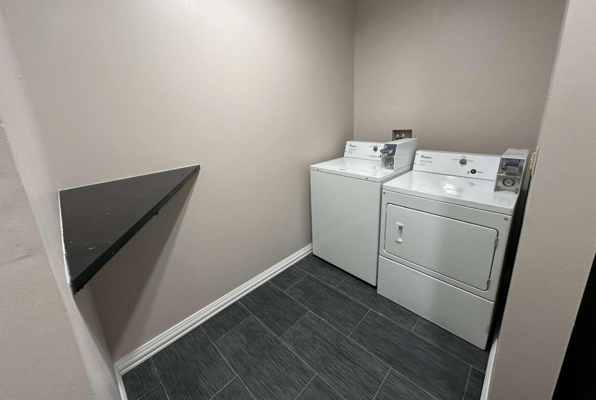 Wingate by Wyndham Sheboygan photo 13