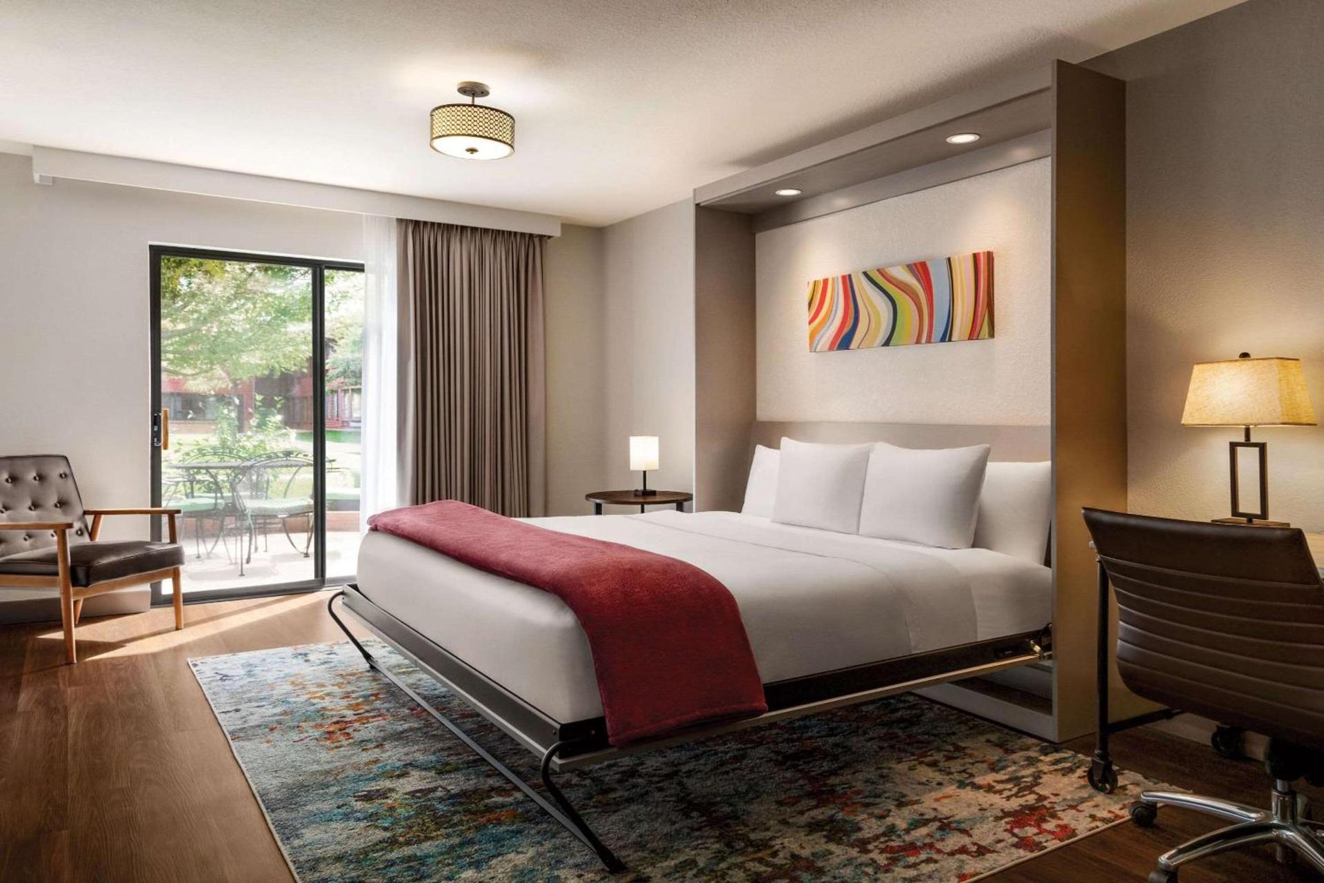 Radisson Hotel Colorado Springs Airport photo 12
