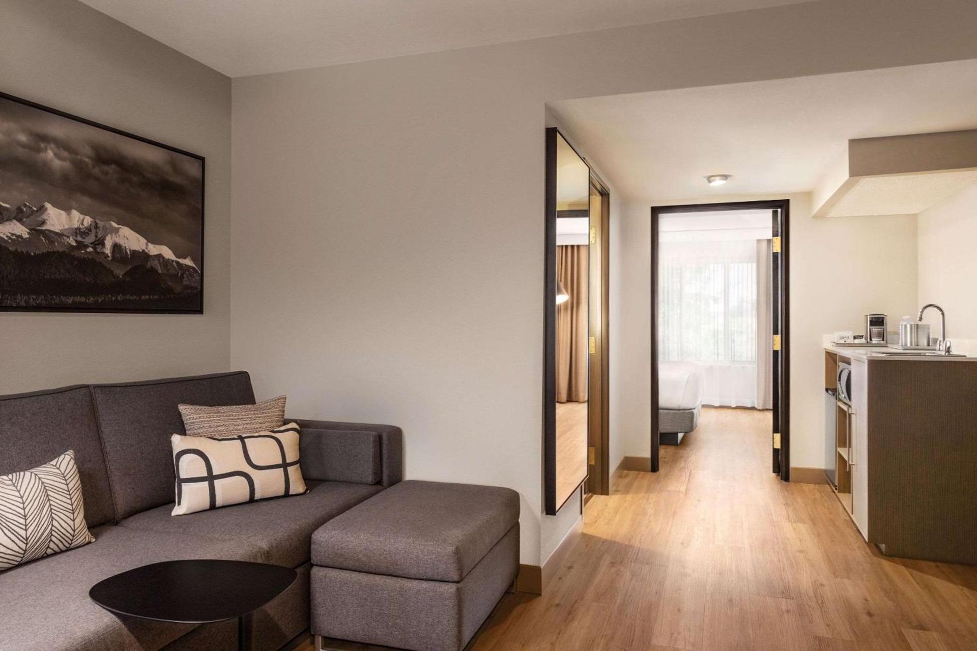 Radisson Hotel Colorado Springs Airport photo 16