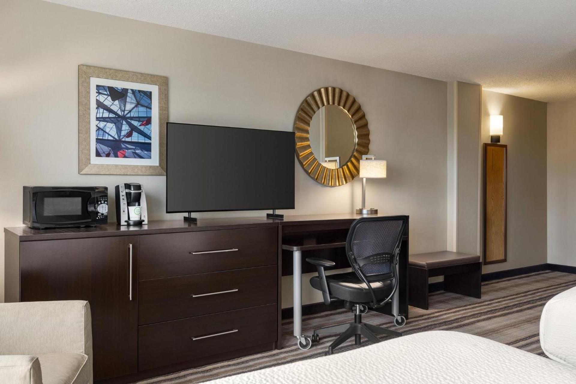 Holiday Inn Gaithersburg by IHG photo 30