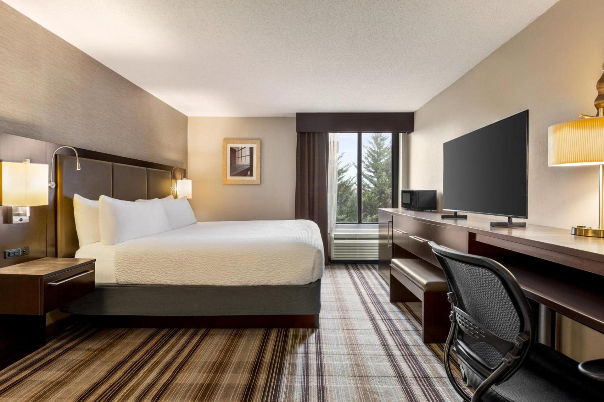 Holiday Inn Gaithersburg by IHG photo 34
