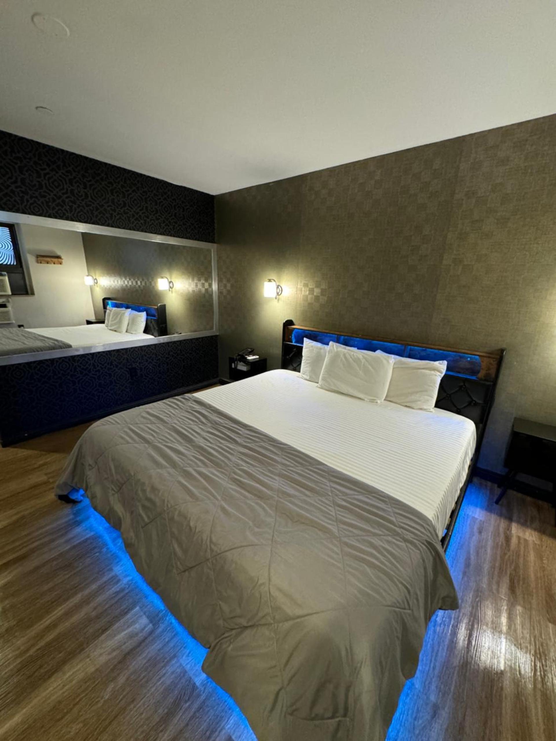 Cabana Hotel Yankee Stadium photo 15