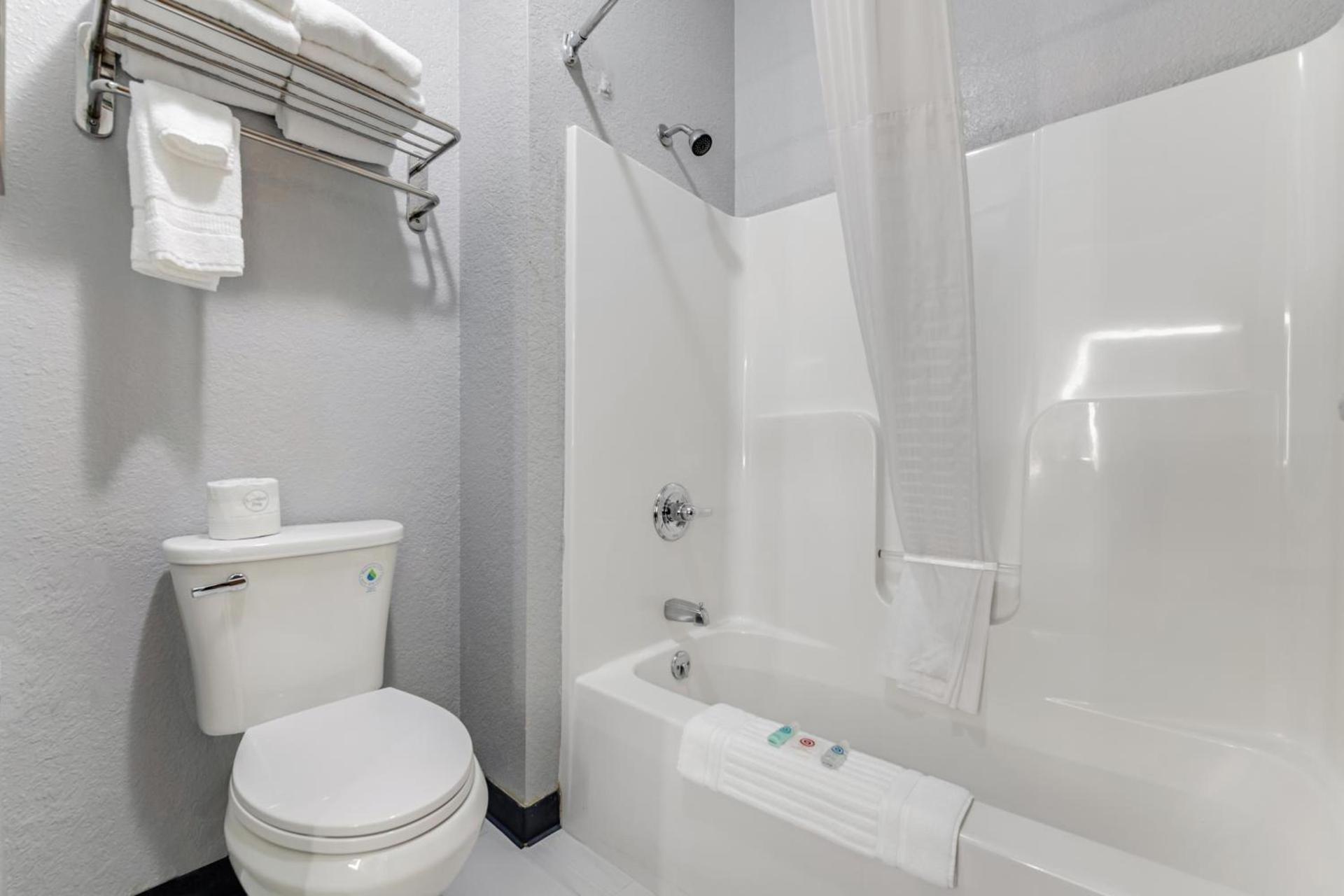 Comfort Inn & Suites Weston - Wausau photo 44