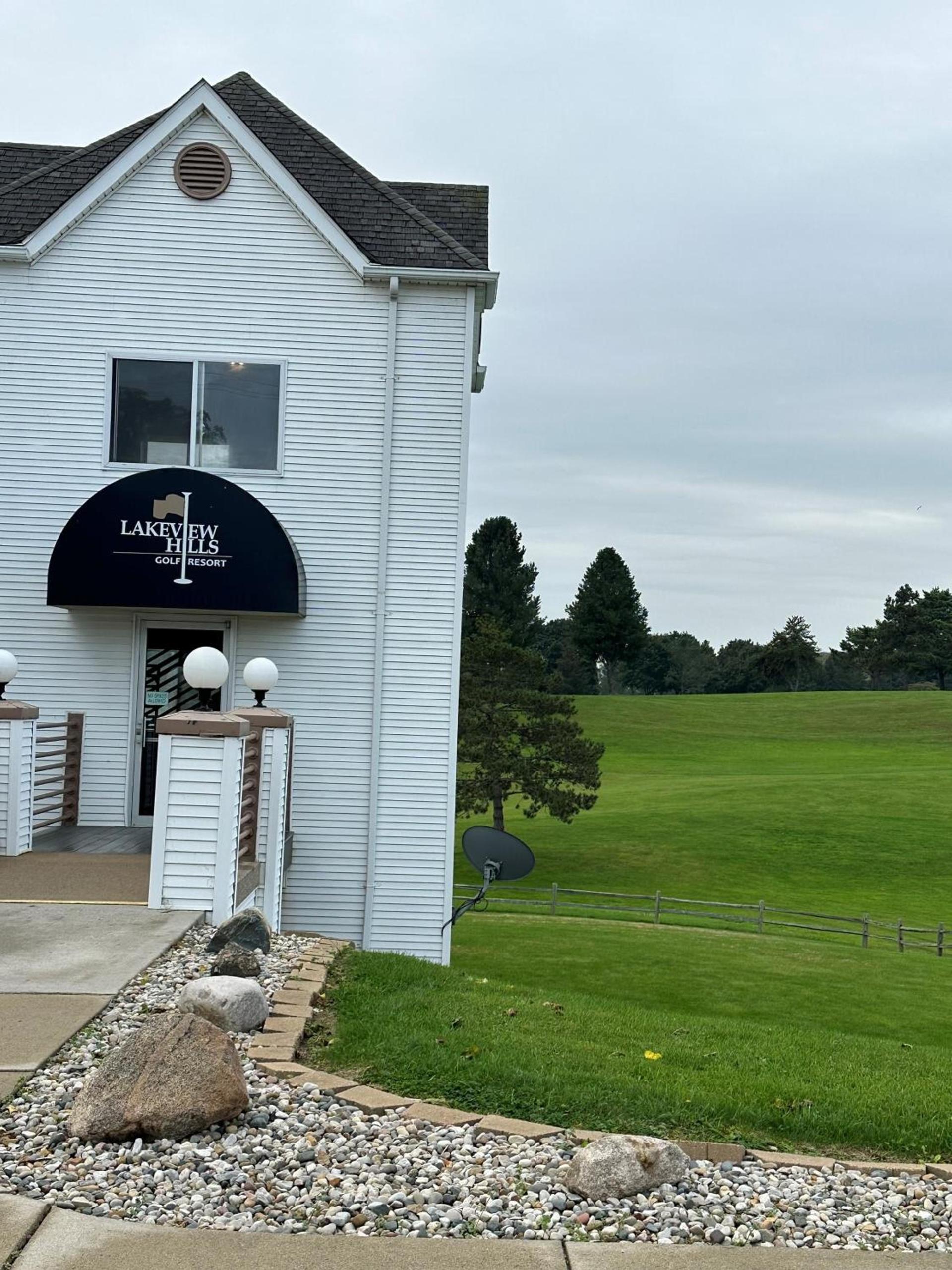 Lakeview Hills Golf & Resort — hotel in Lexington