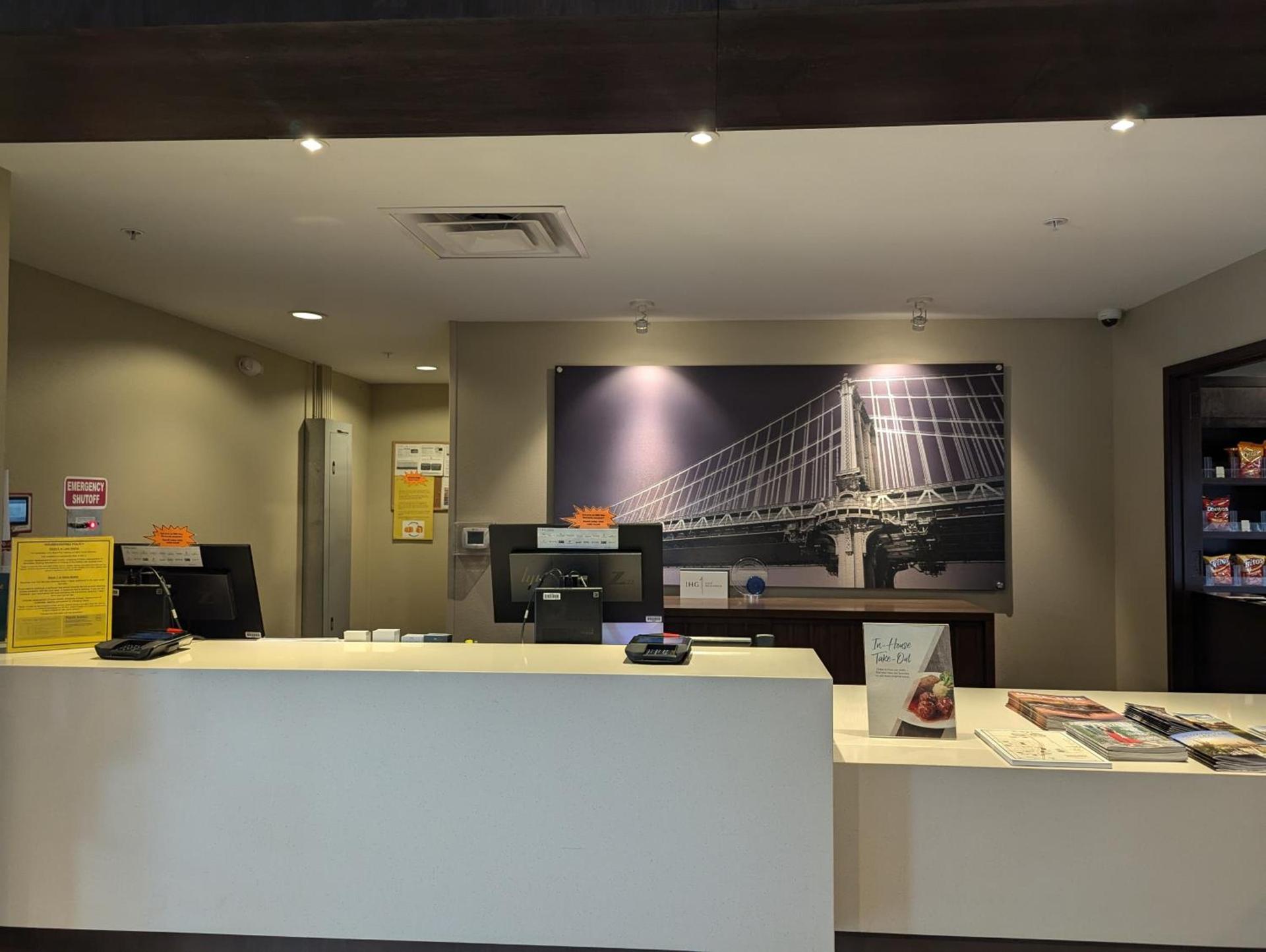 Staybridge Suites - Scottsdale - Talking Stick by IHG photo 2