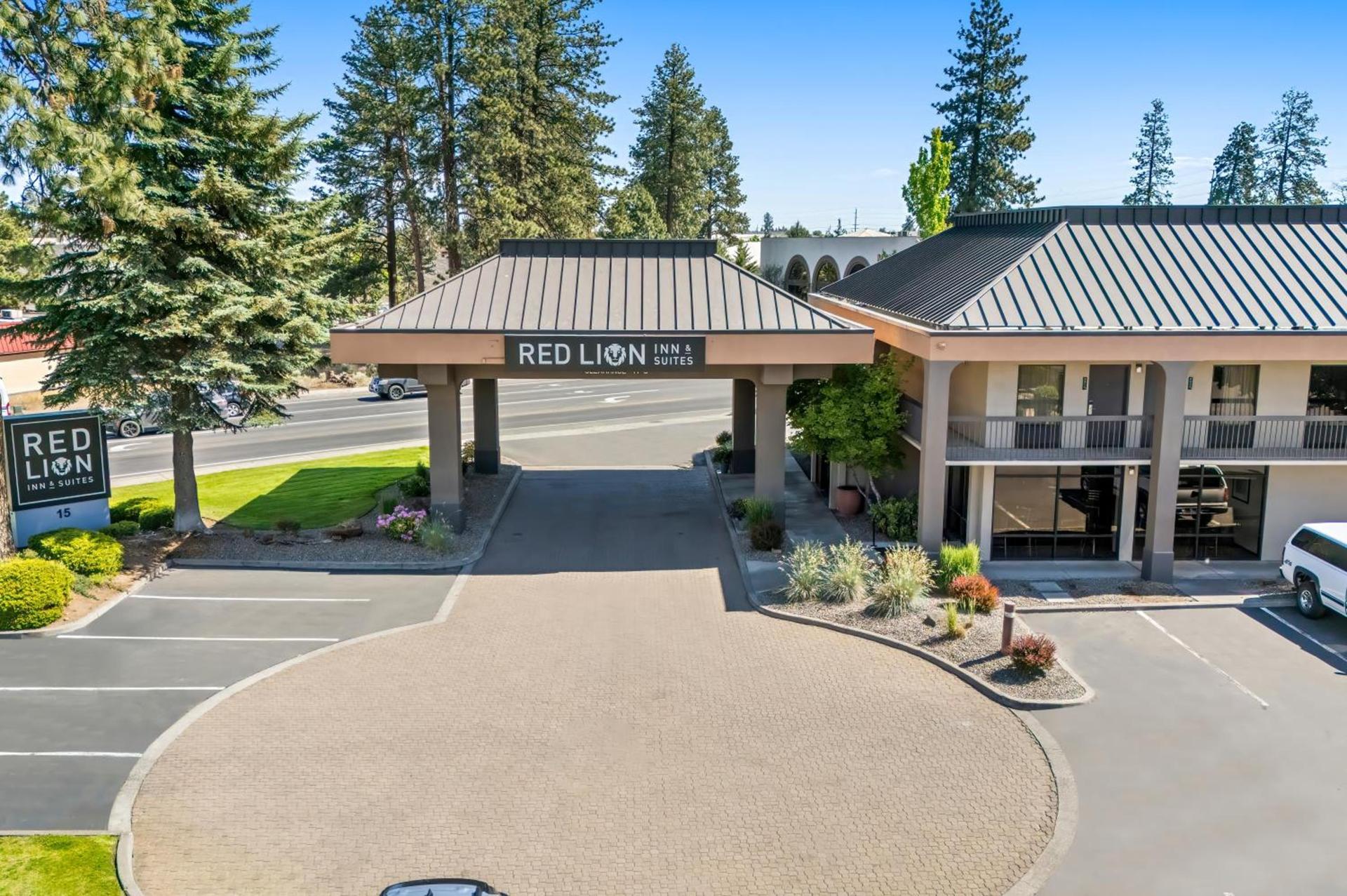 Red Lion Inn & Suites Deschutes River - Bend photo 3