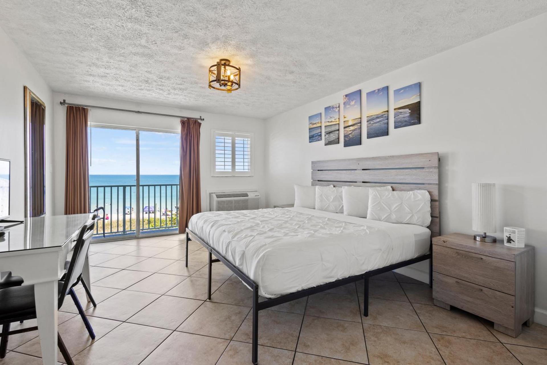 Ocean View Hotel Room with Balcony- King Bed #25 photo 30
