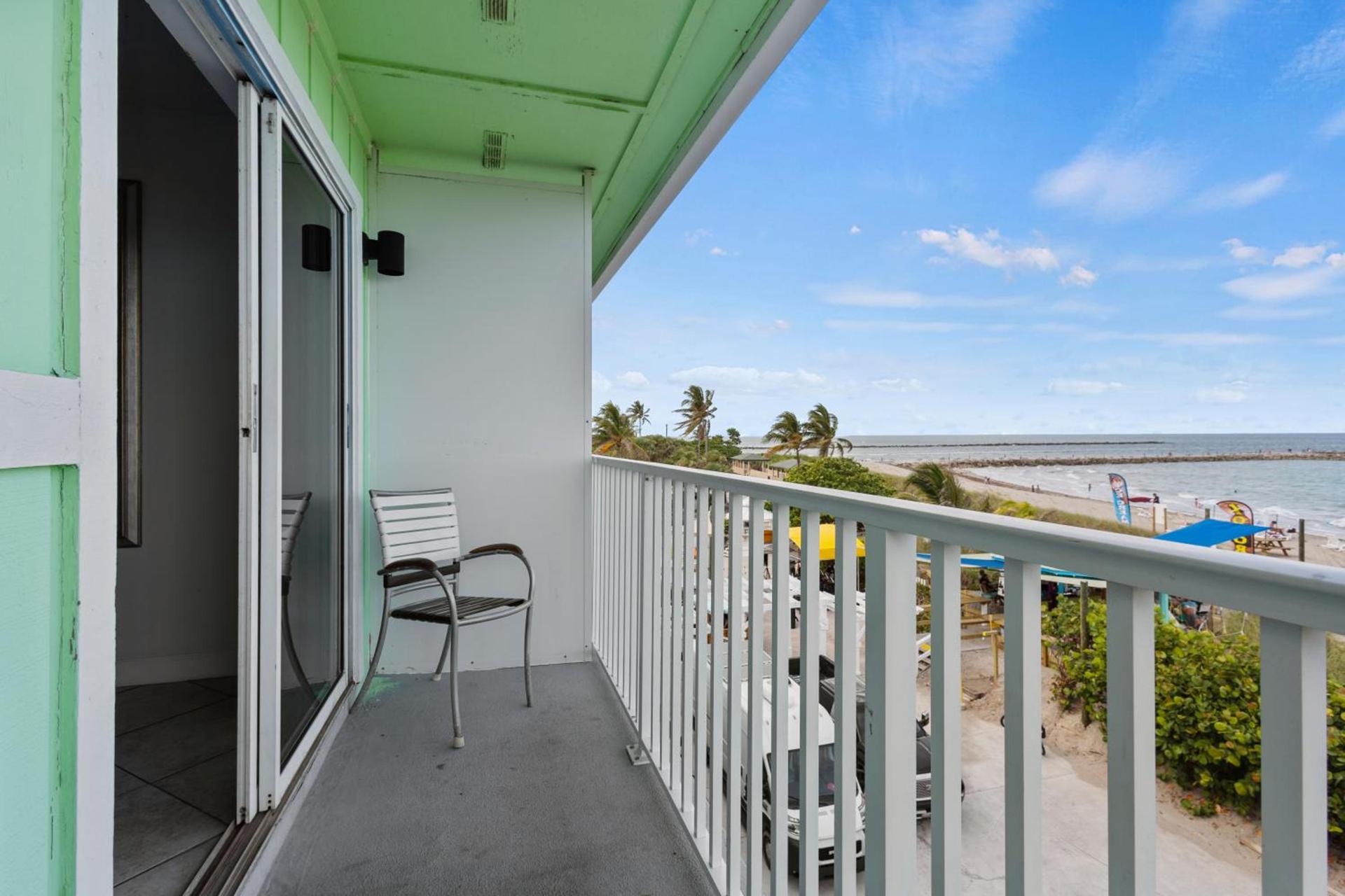 Ocean View Hotel Room with Balcony- King Bed #25 photo 2