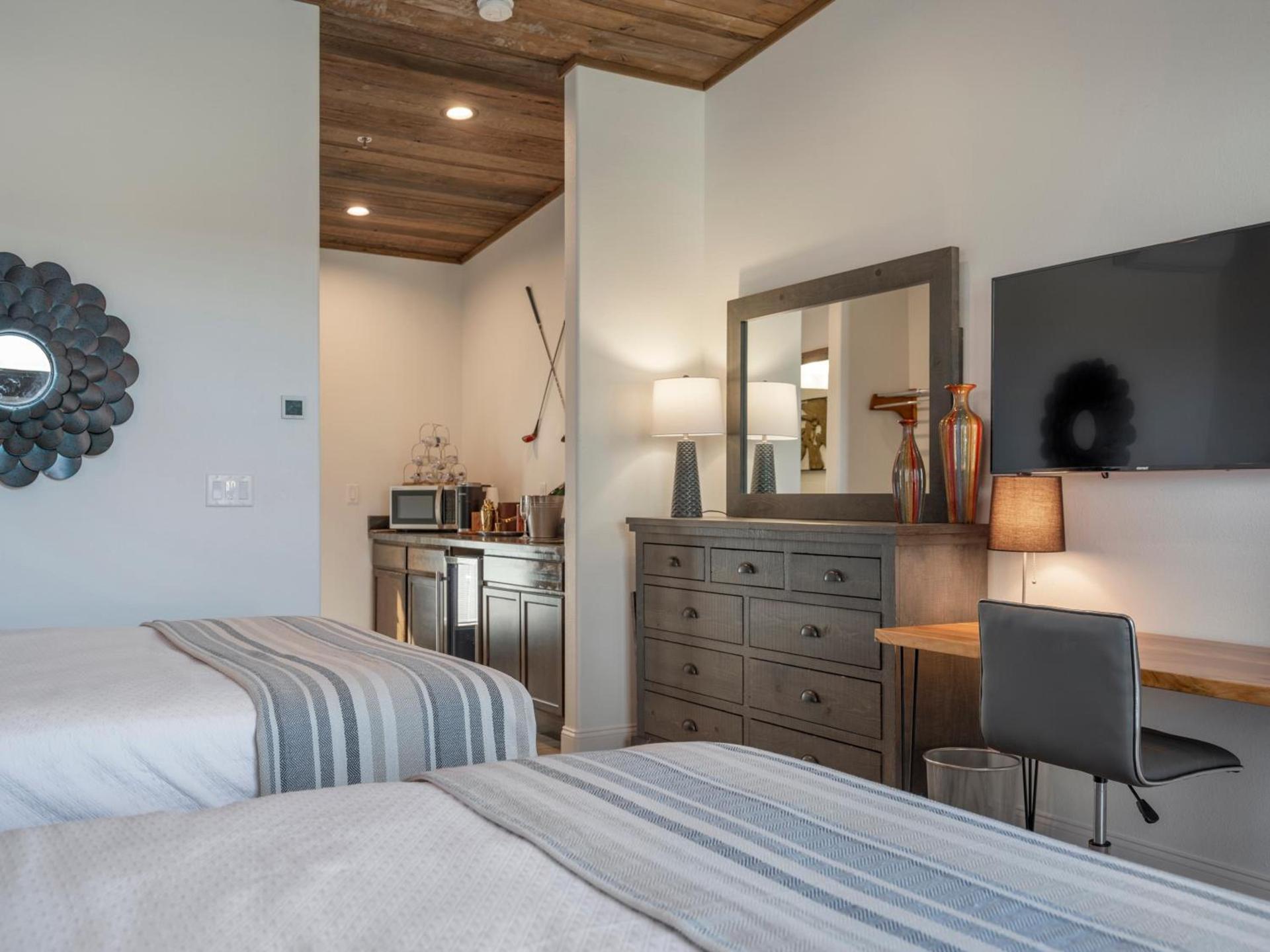 Pebble Bay Club Suites photo 22