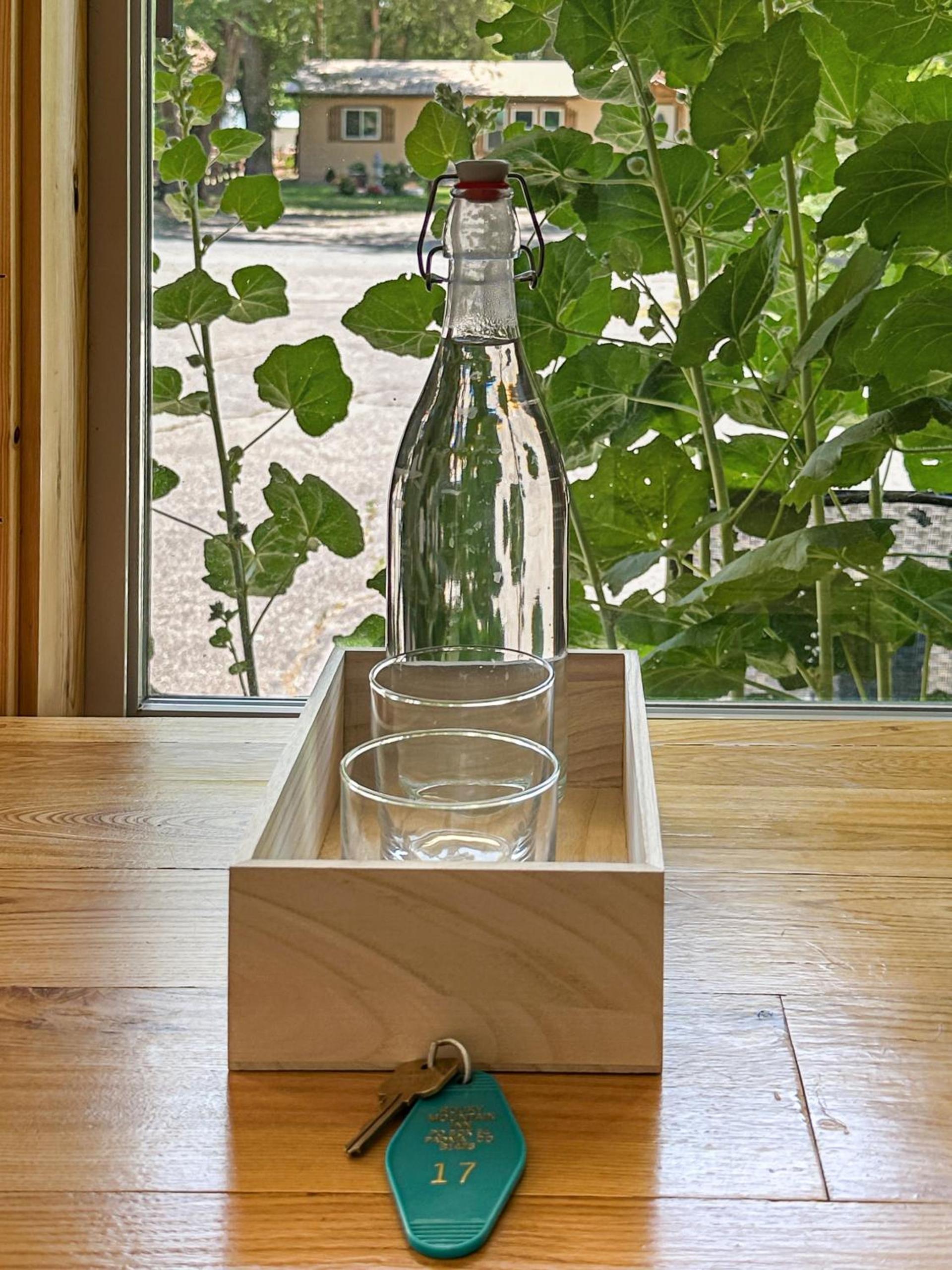 Rocky Mountain Inn photo 10