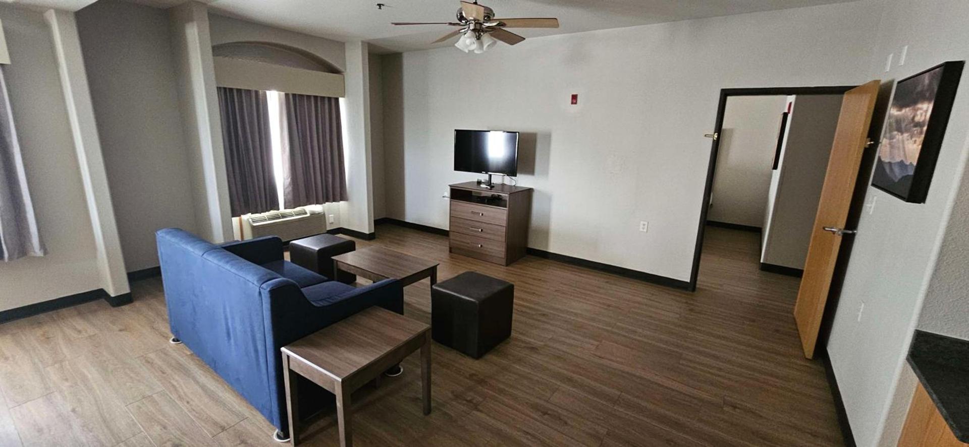 Best Western Firestone Inn & Suites photo 20