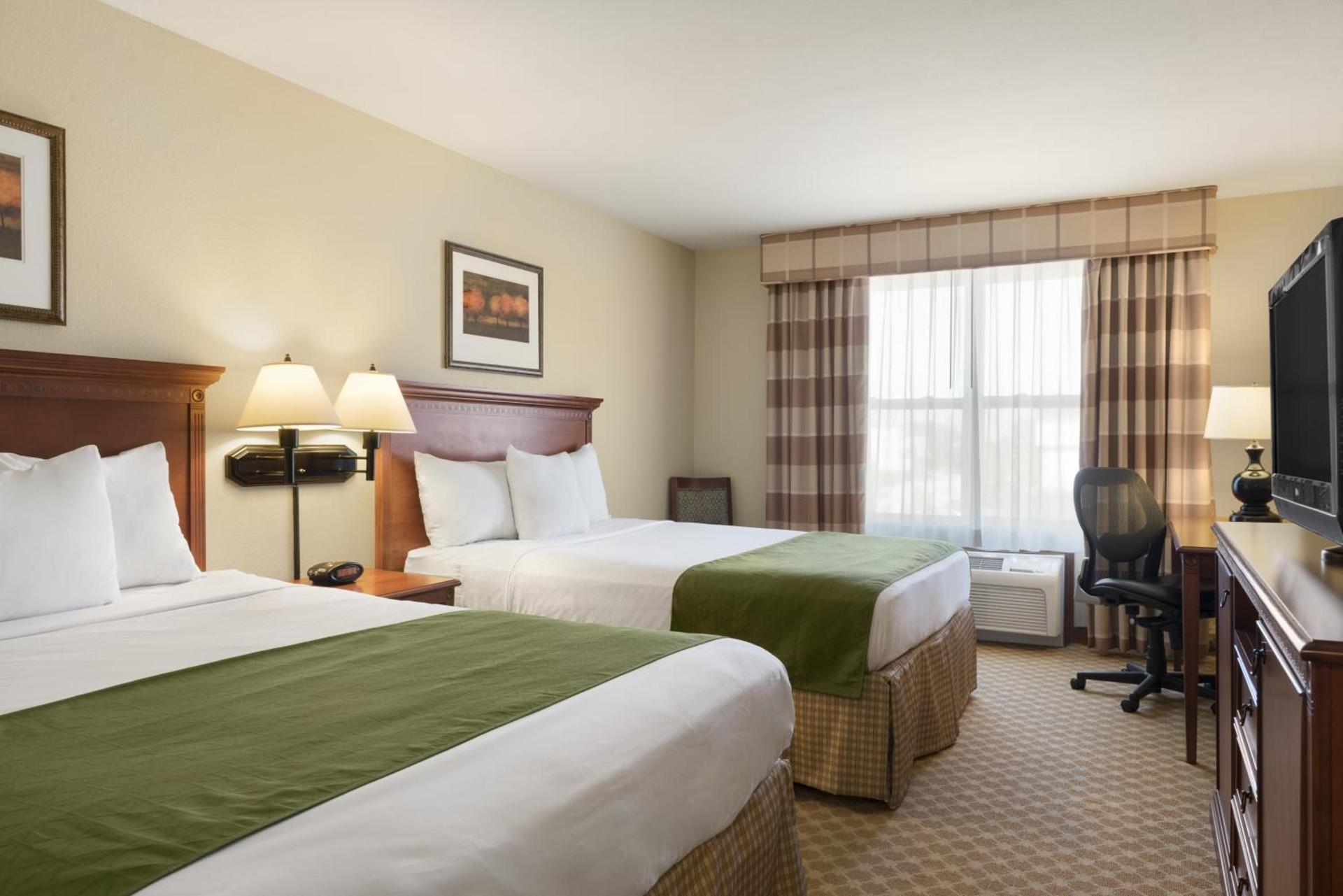 Country Inn & Suites by Radisson, Peoria North, IL photo 27