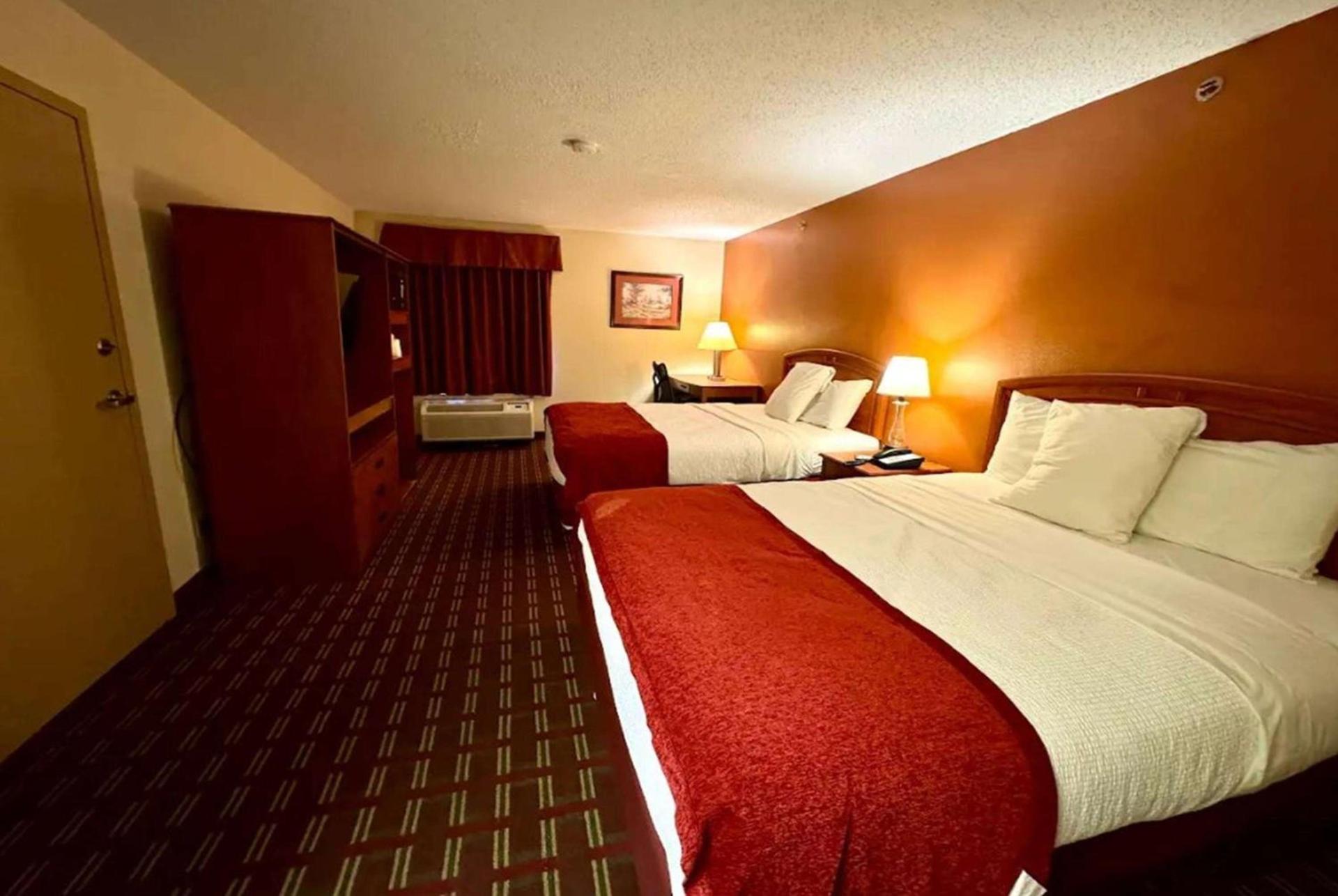 Baymont by Wyndham Mason photo 15