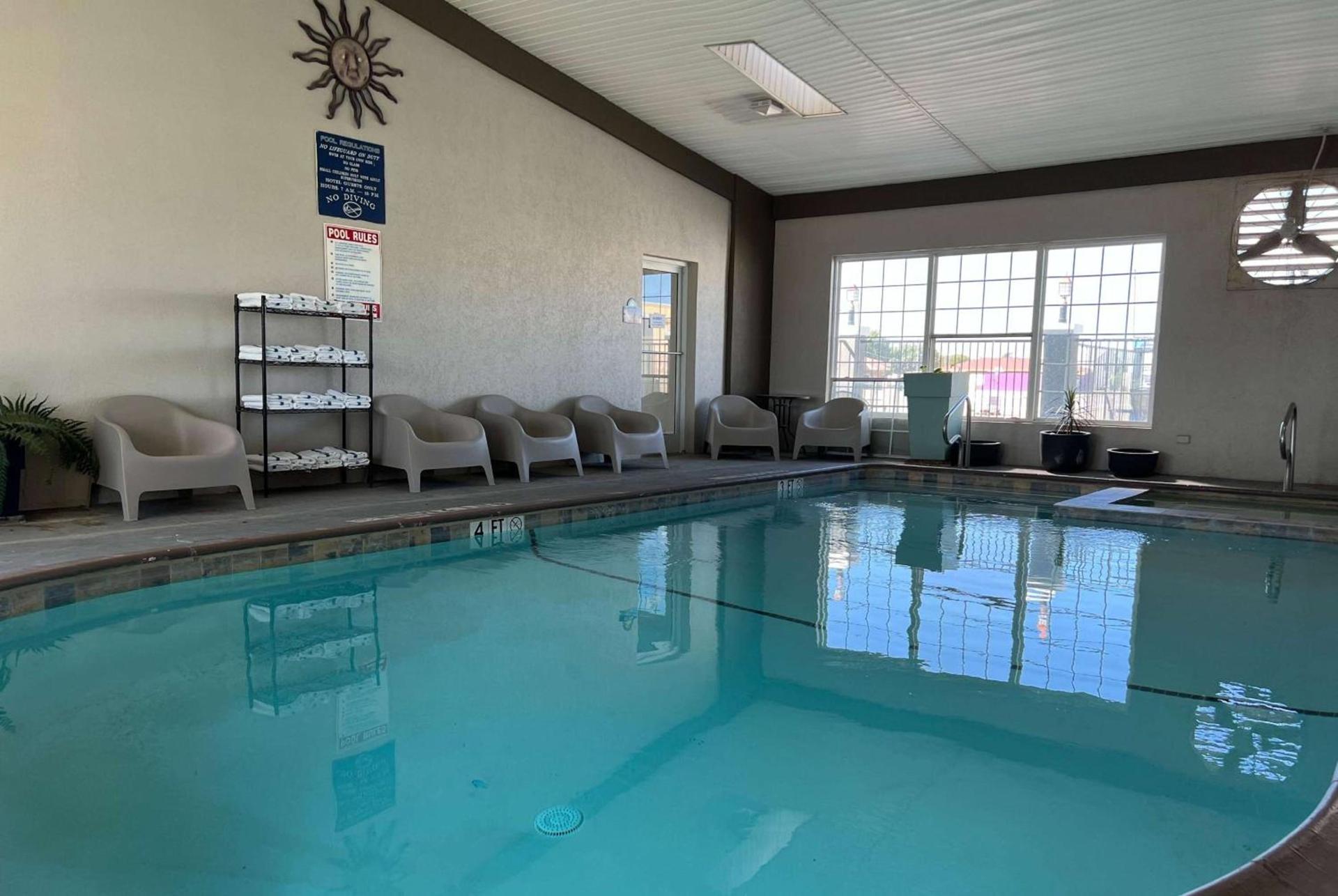 Days Inn by Wyndham Dalhart photo 4