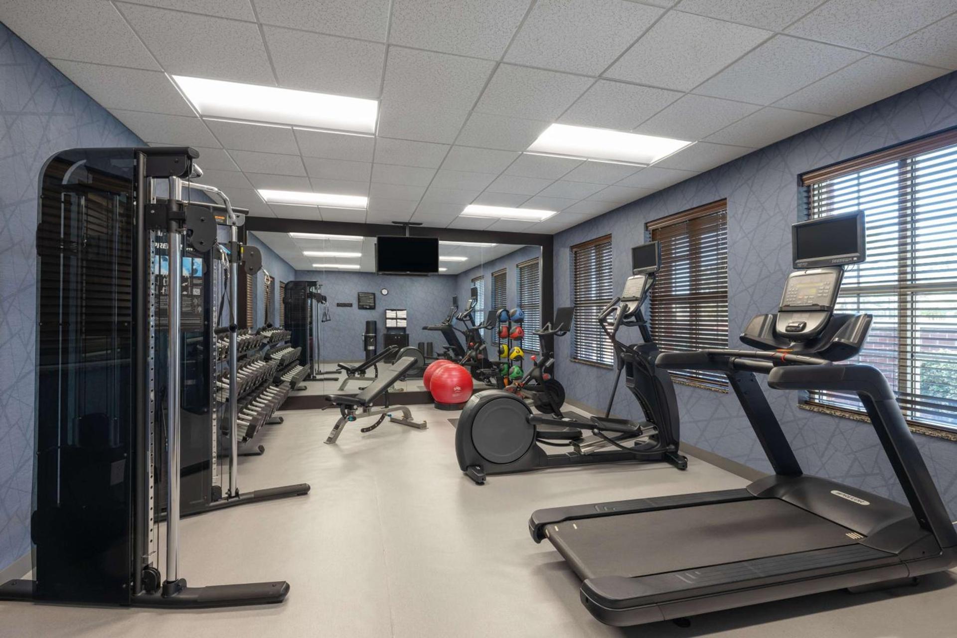 Homewood Suites Fredericksburg photo 18
