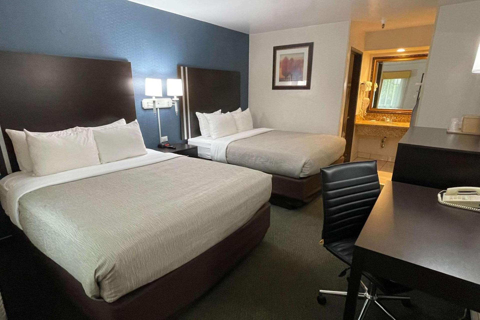 Quality Inn Ontario Airport Convention Center photo 9