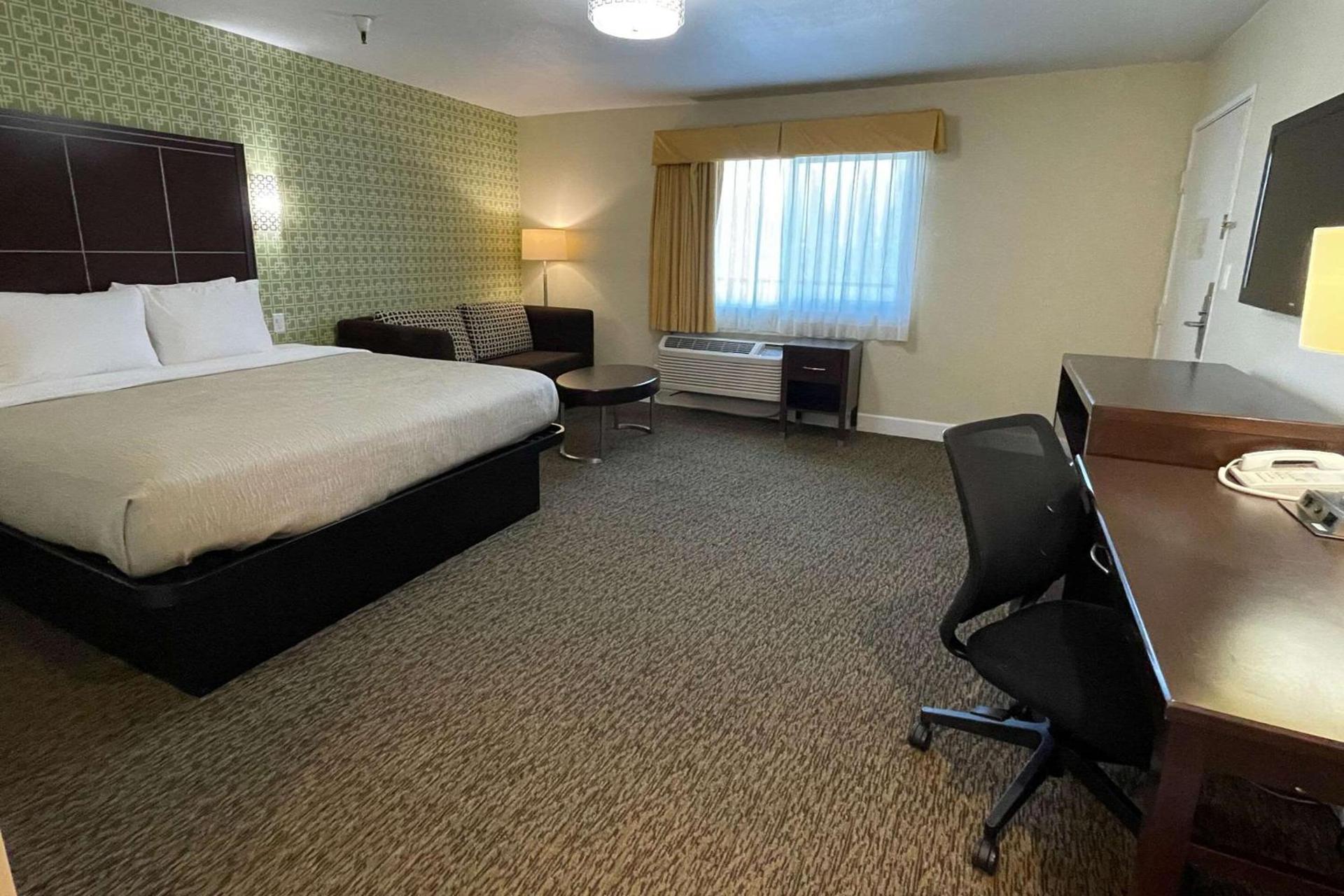 Quality Inn Ontario Airport Convention Center photo 23