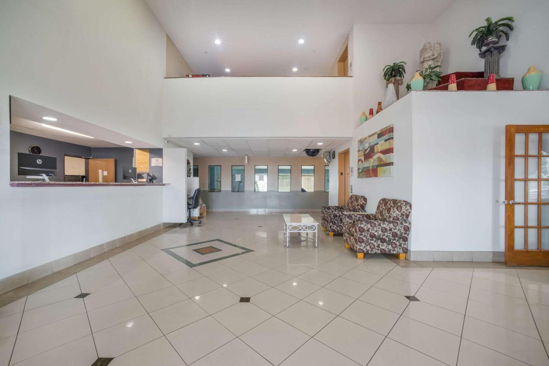 Quality Inn O'Fallon IL - St Louis photo 8