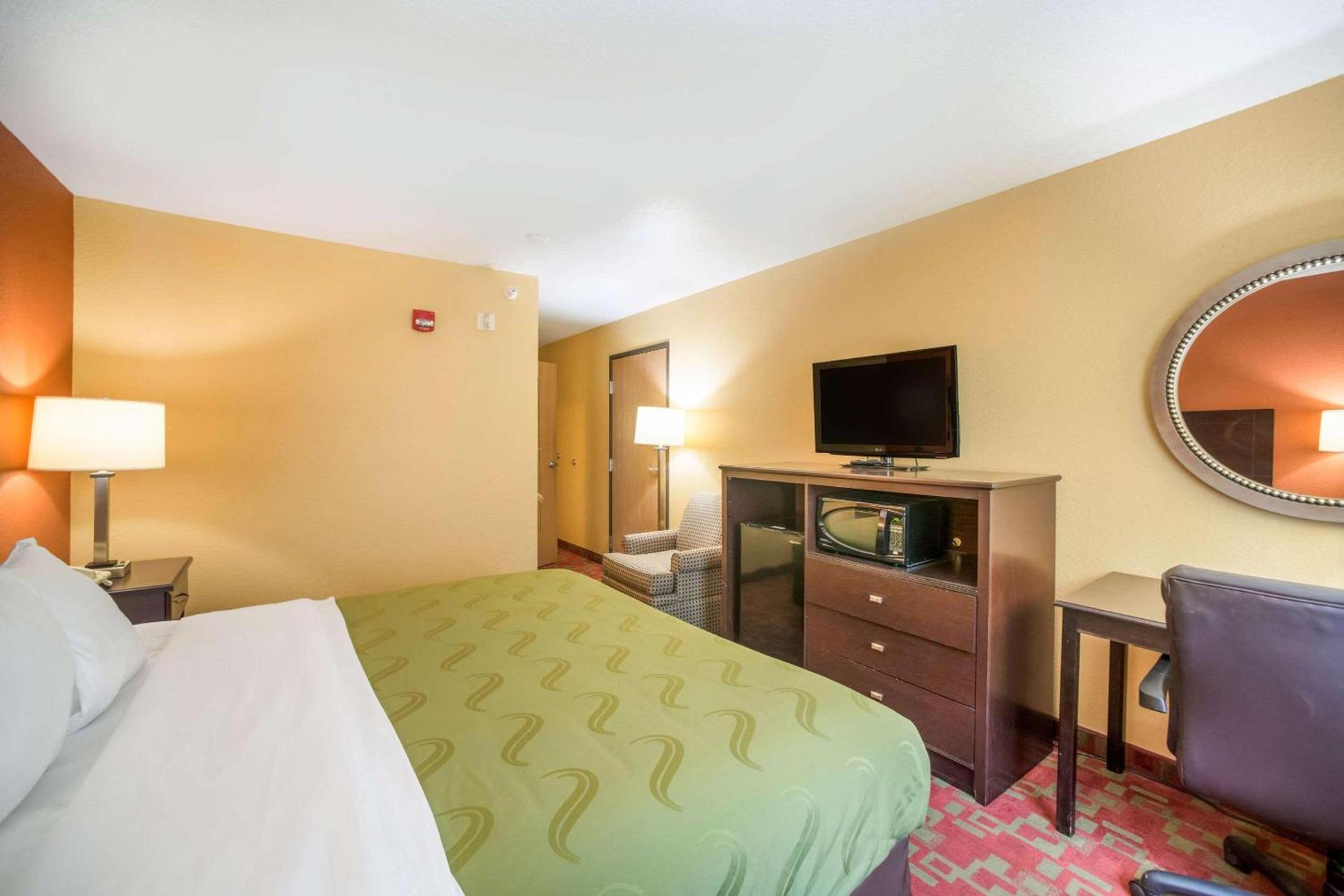 Quality Inn O'Fallon IL - St Louis photo 17