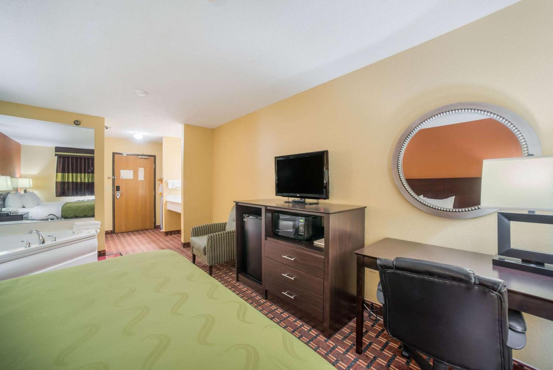 Quality Inn O'Fallon IL - St Louis photo 22
