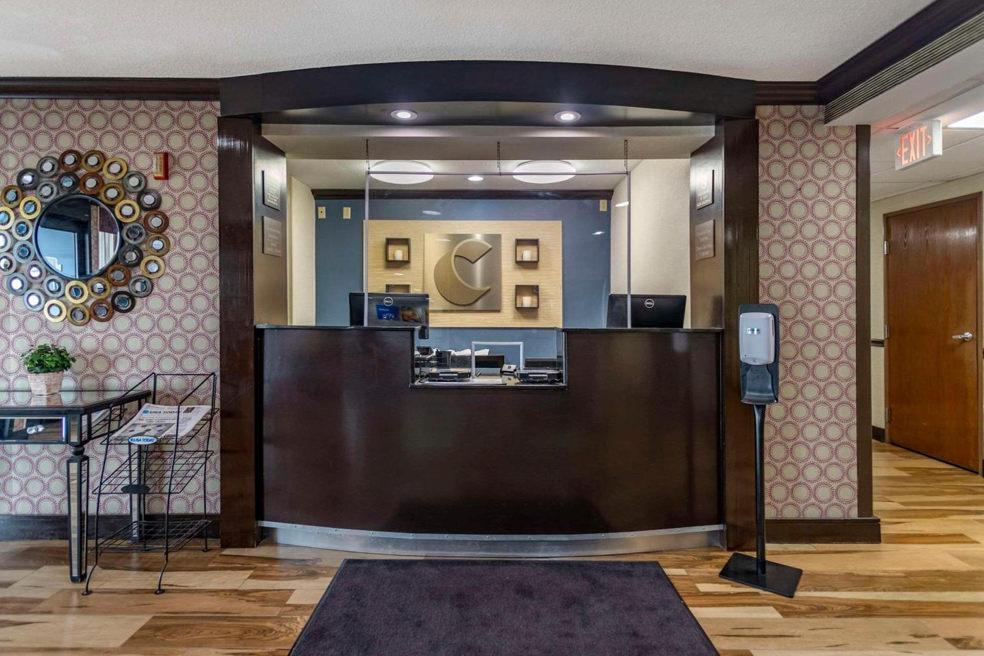 Comfort Inn Tulsa Midtown photo 3