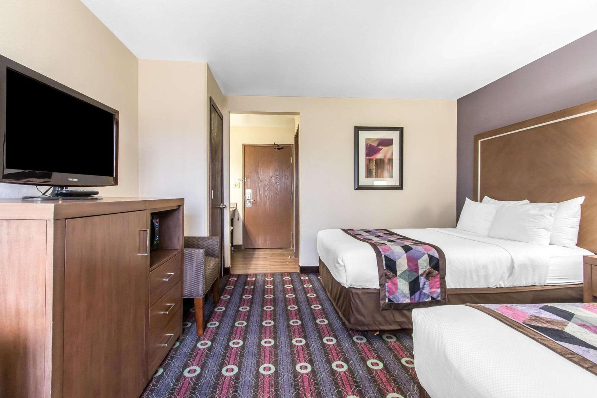 Comfort Inn Tulsa Midtown photo 6