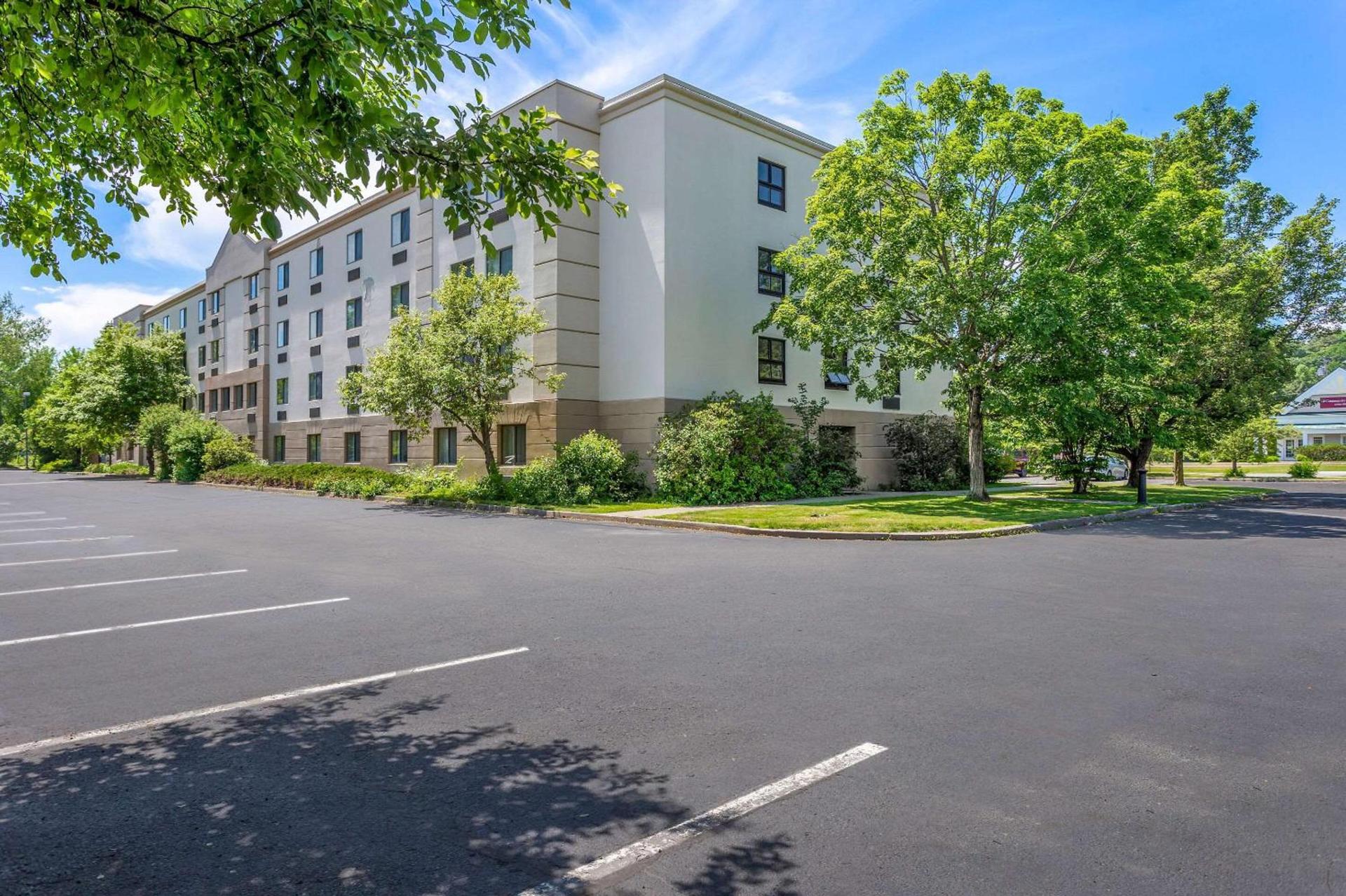 Comfort Inn White River Junction photo 4