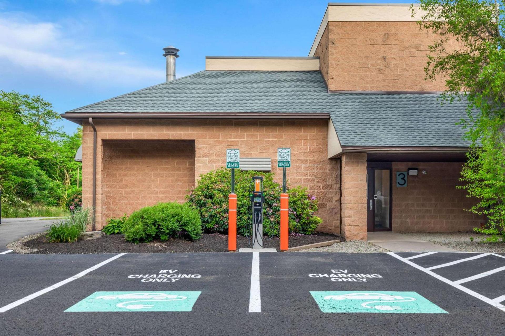 Comfort Inn Pocono Lakes Region photo 41