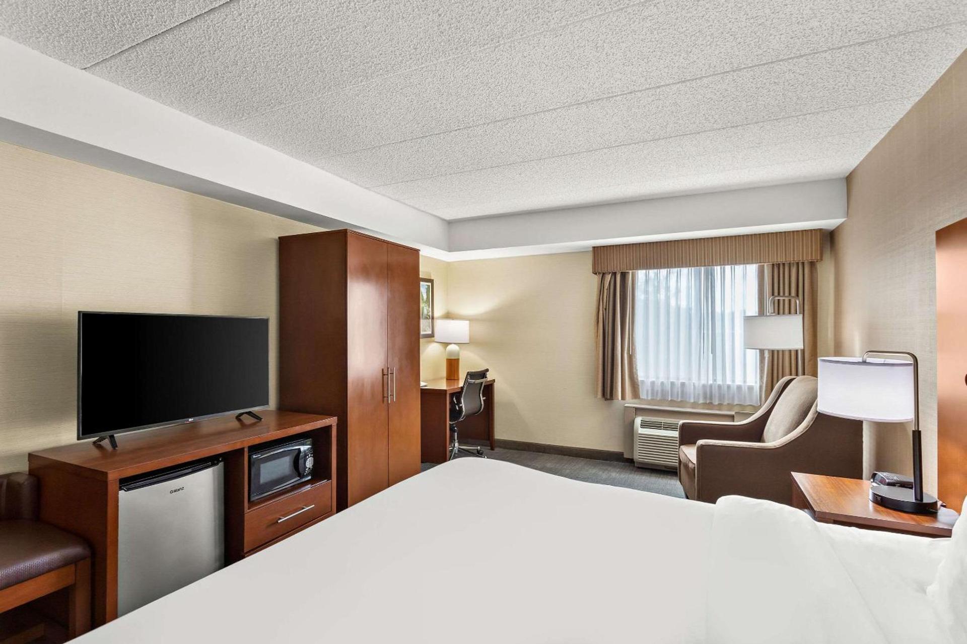 Comfort Inn White River Junction photo 25
