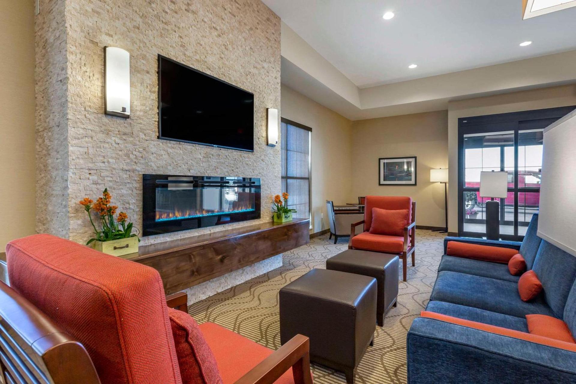Comfort Suites Albuquerque Airport photo 5