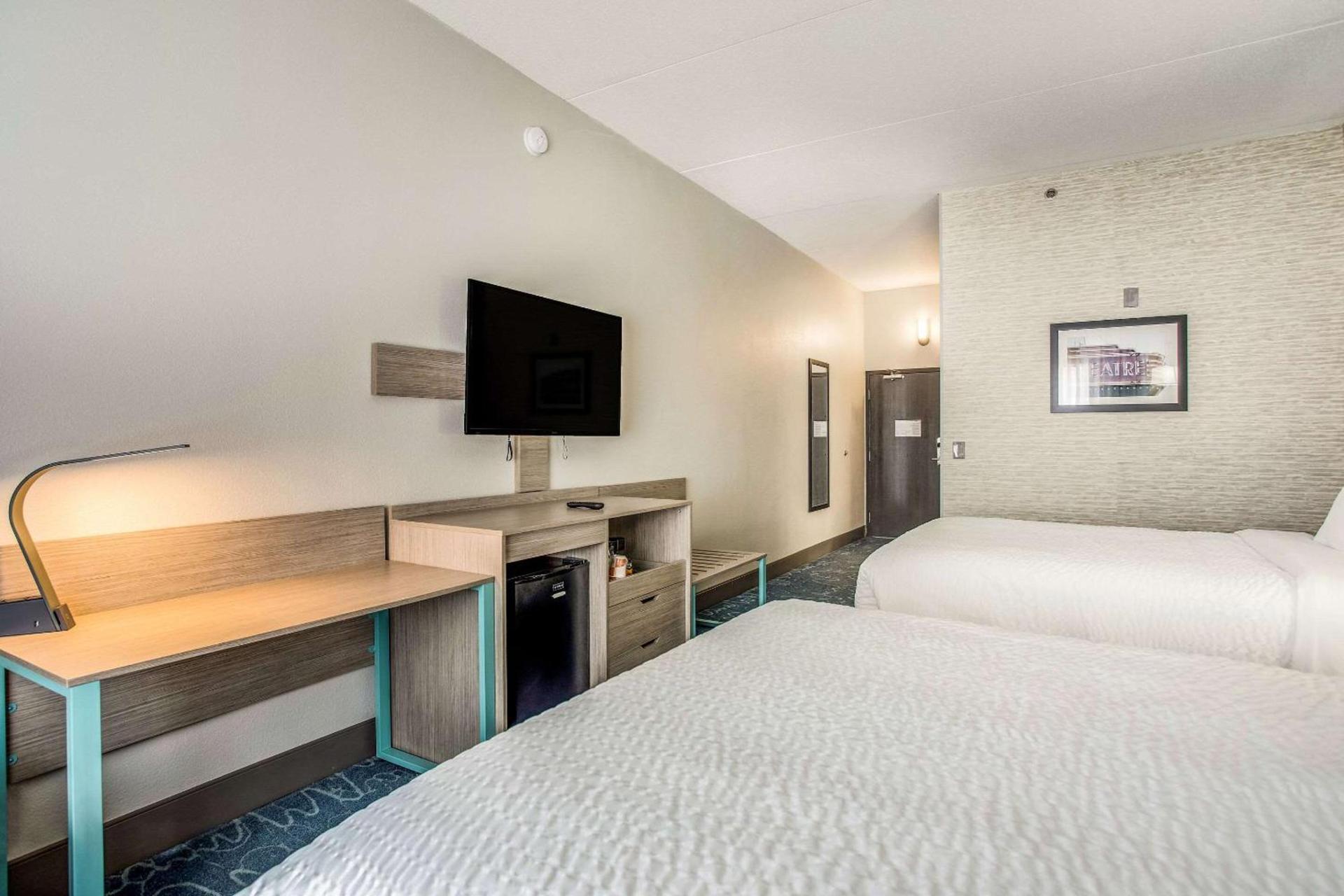 Clarion Pointe Franklin - Nashville Area photo 29