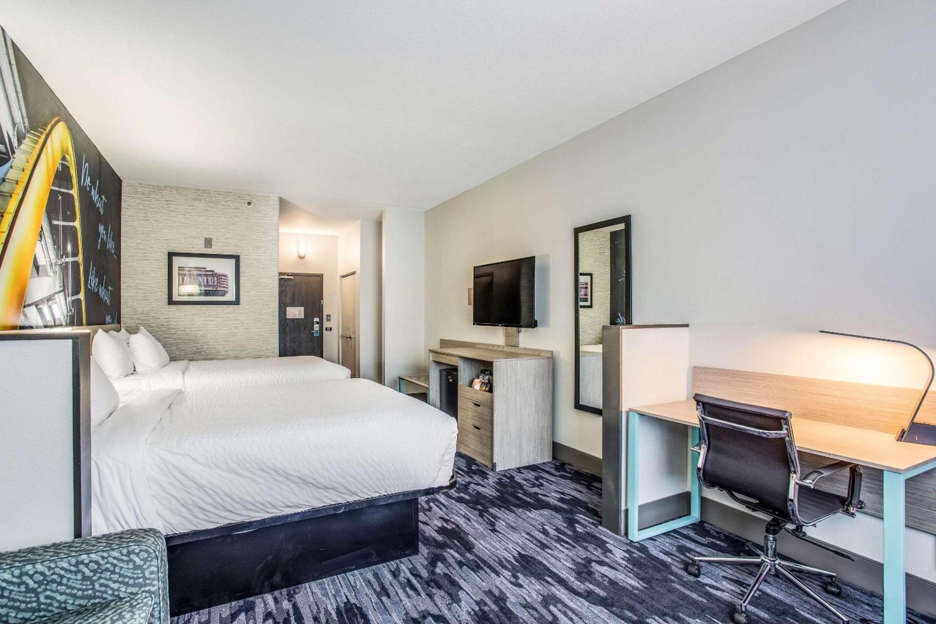 Clarion Pointe Franklin - Nashville Area photo 17