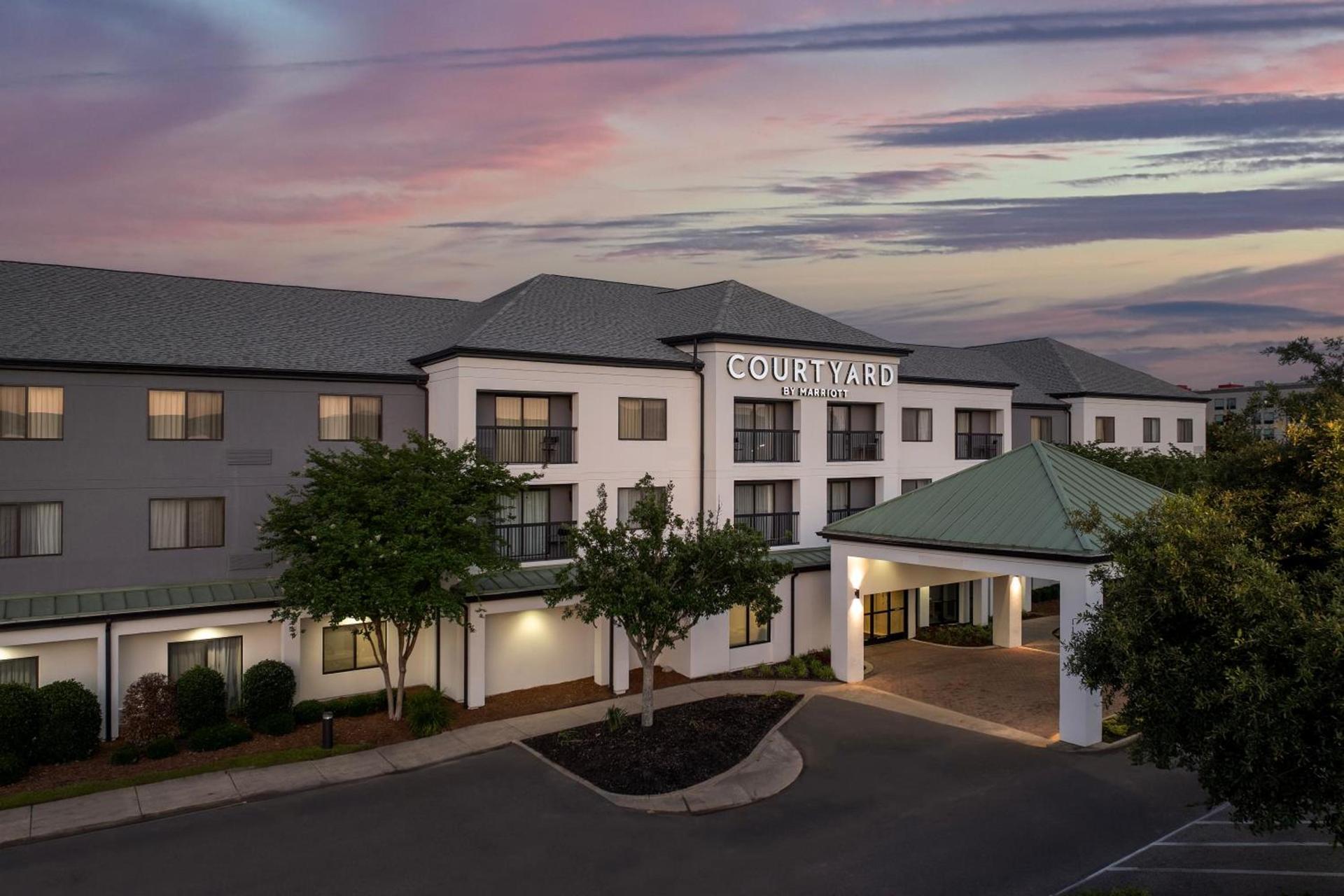Courtyard by Marriott Hattiesburg photo 2