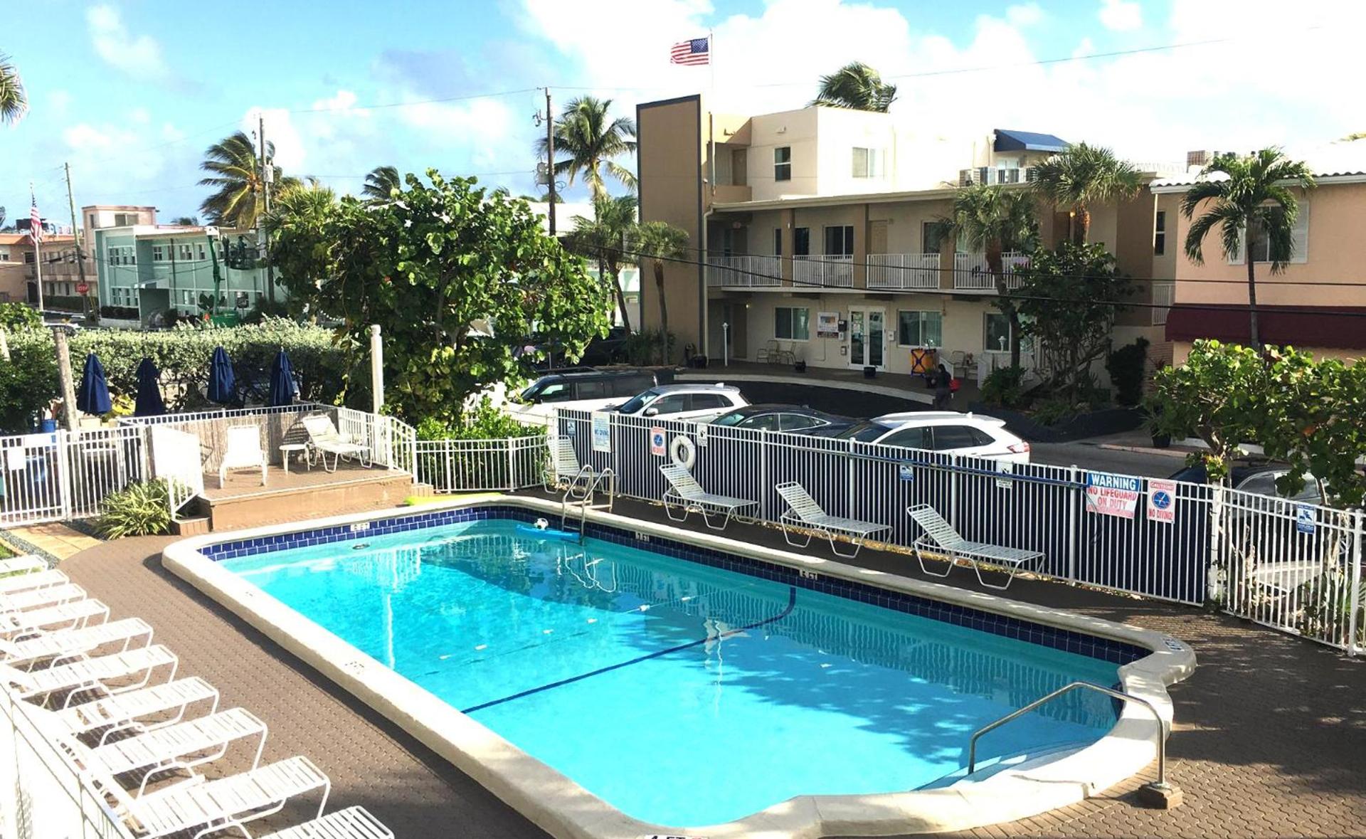 Enchanted Isle Hollywood Beach Resort photo 6