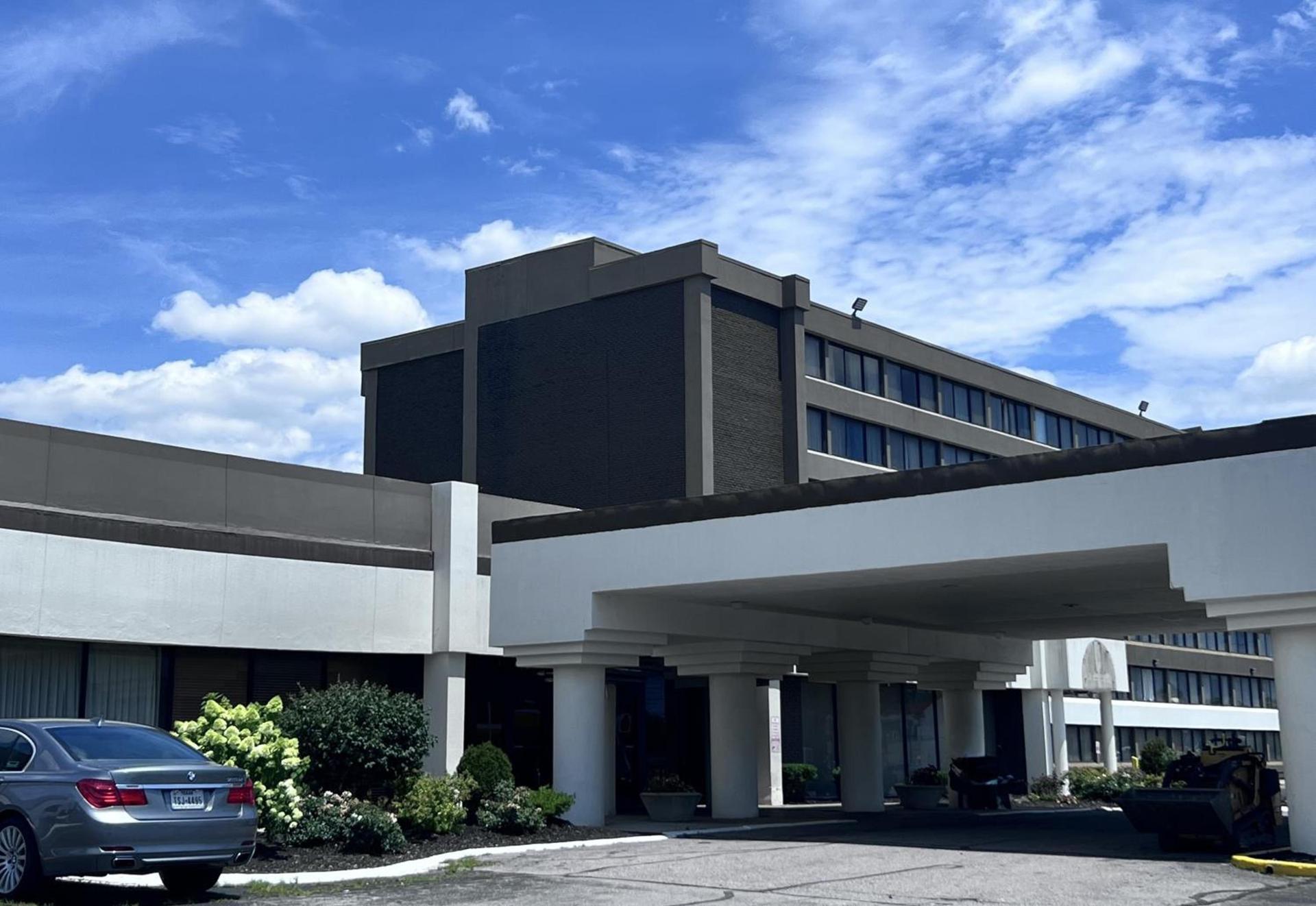 Indy Hotel photo 1