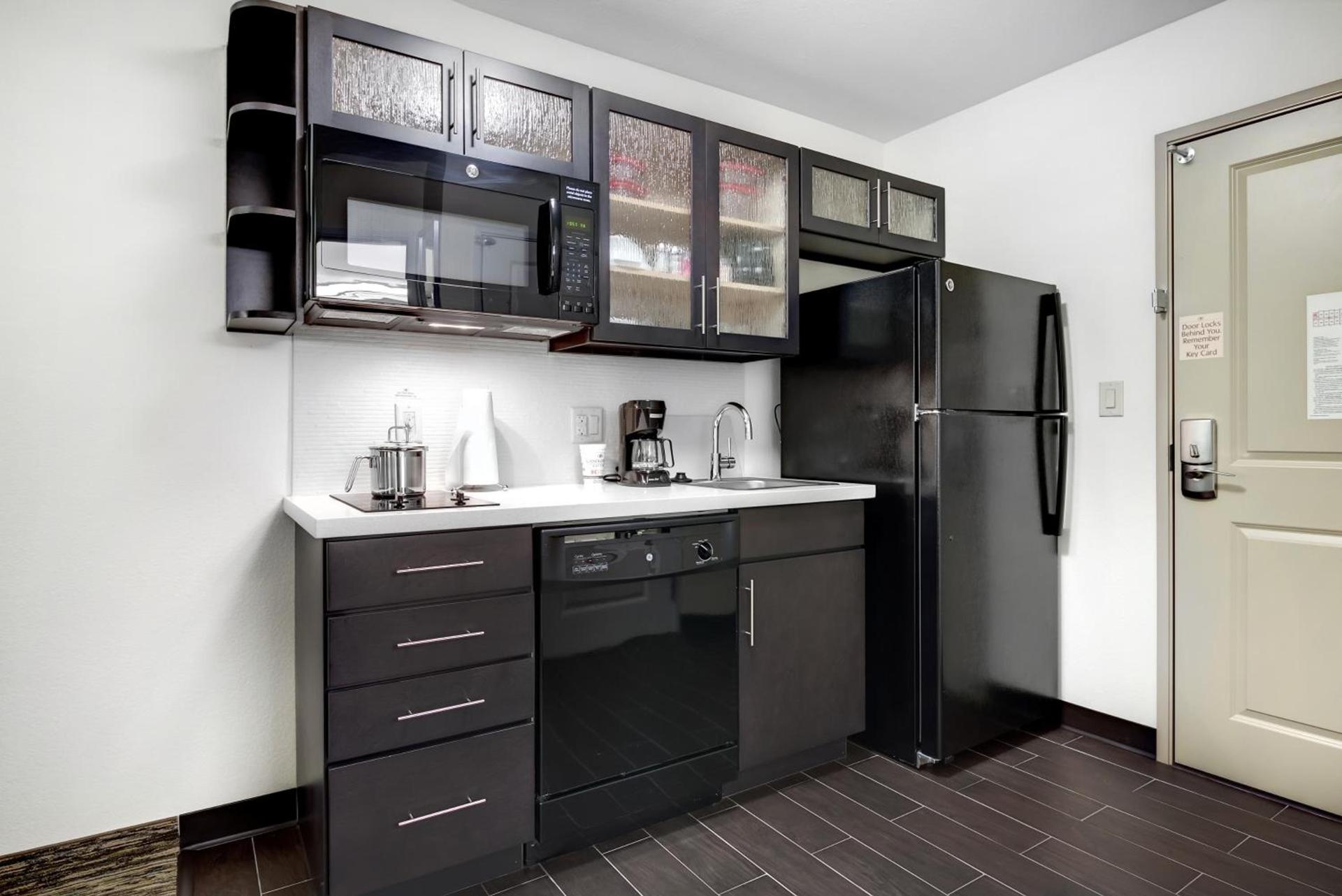 Candlewood Suites Waco by IHG photo 13