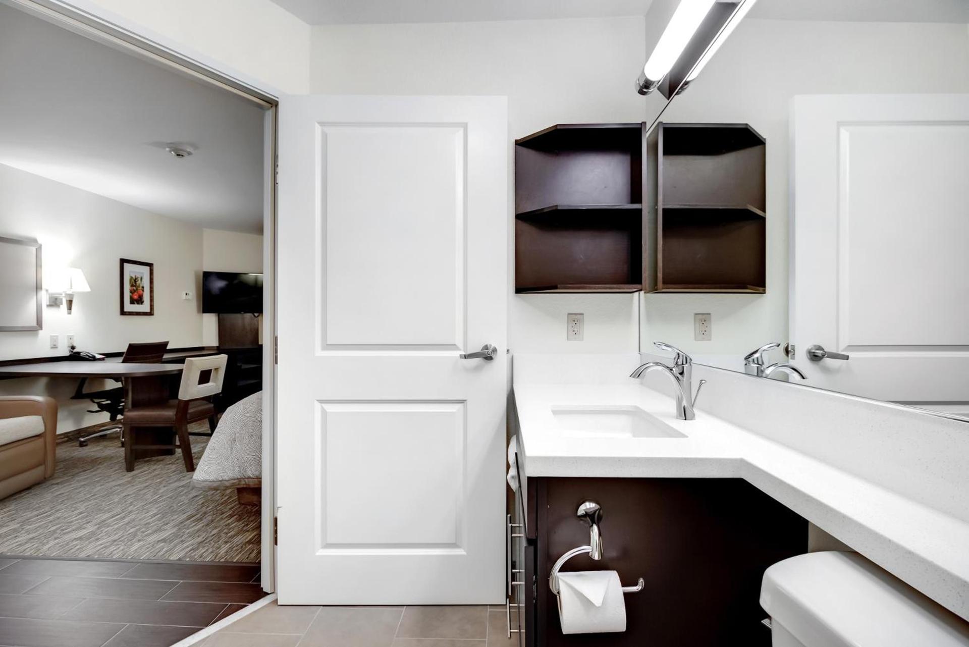 Candlewood Suites Waco by IHG photo 16