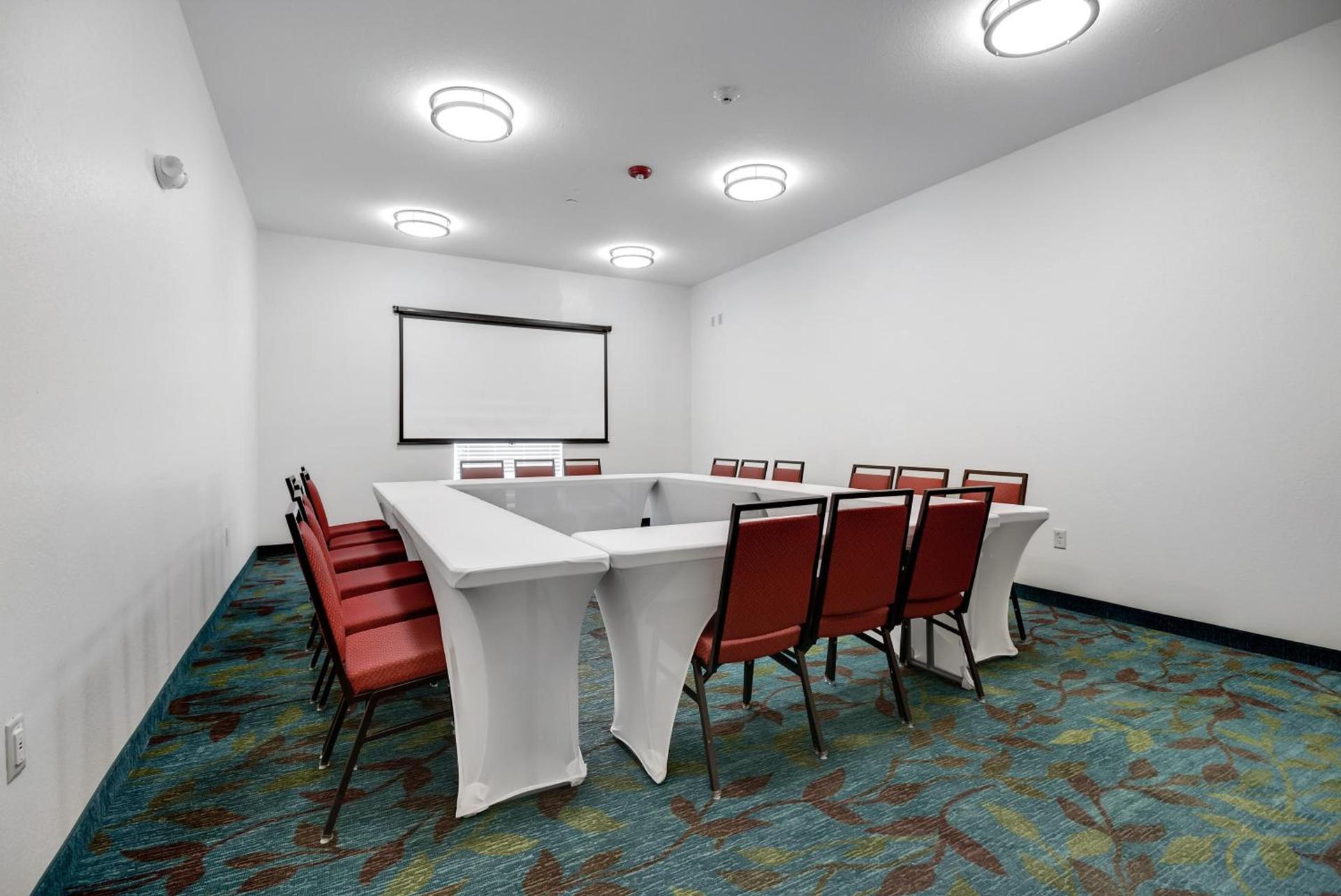 Candlewood Suites Waco by IHG photo 42