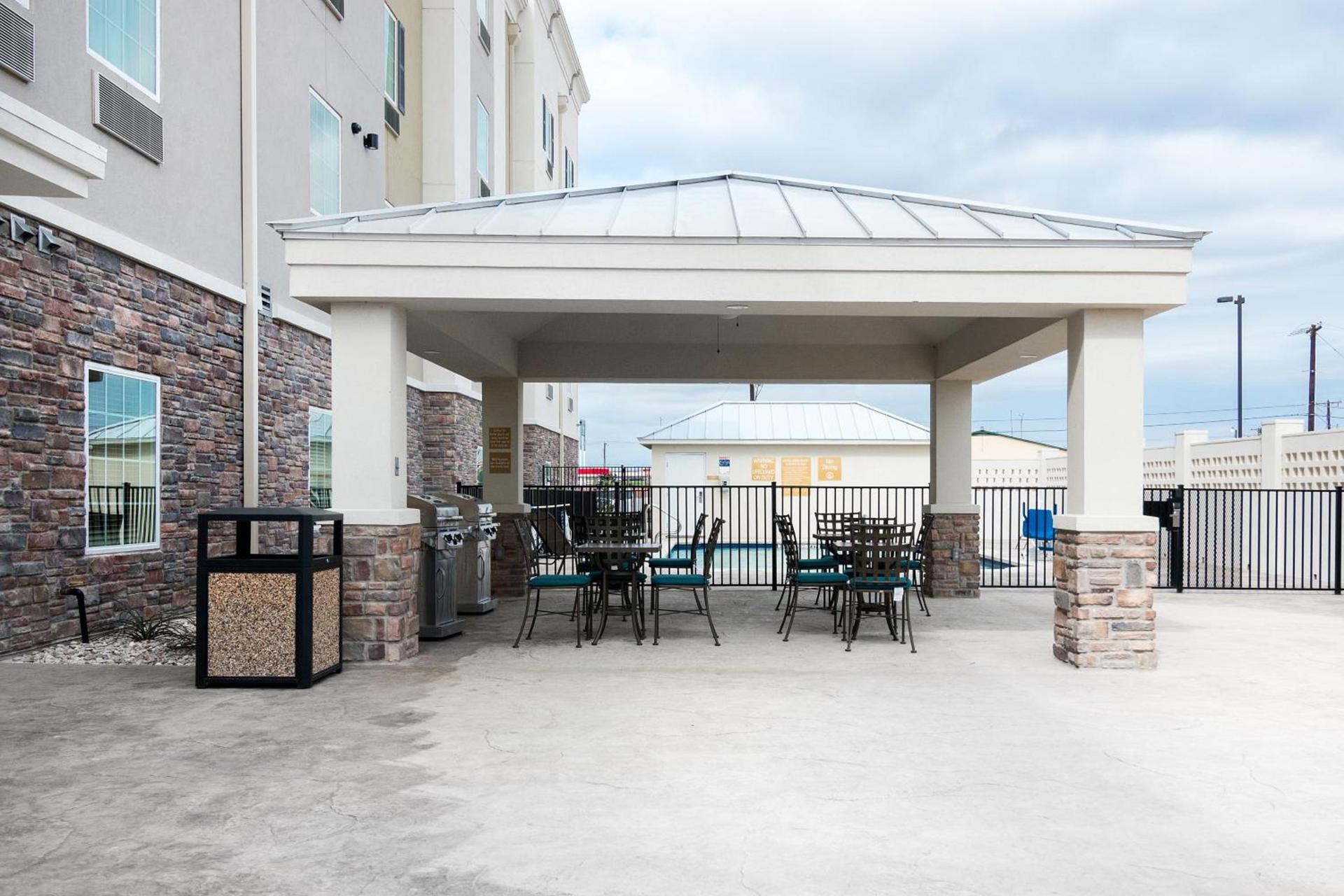 Candlewood Suites Waco by IHG photo 34