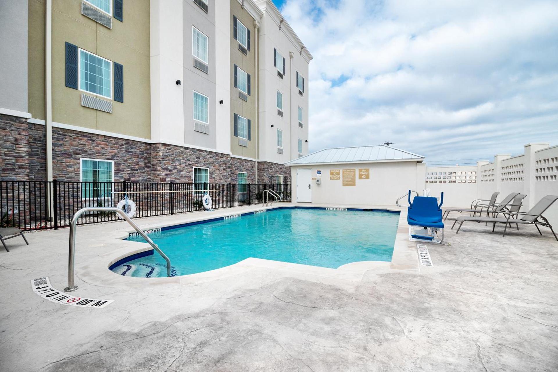 Candlewood Suites Waco by IHG photo 47