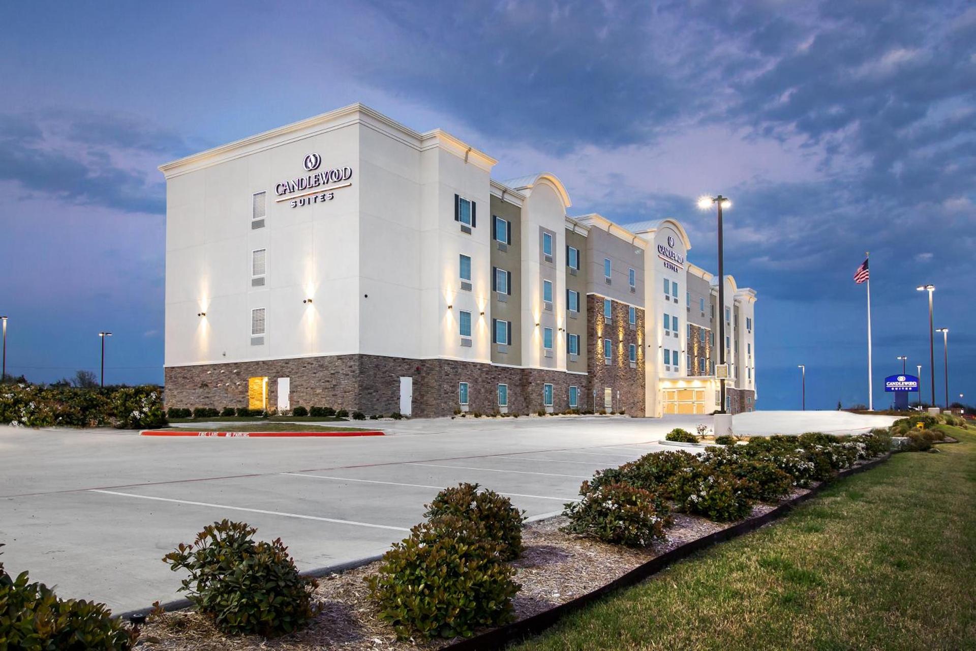 Candlewood Suites Waco by IHG photo 46